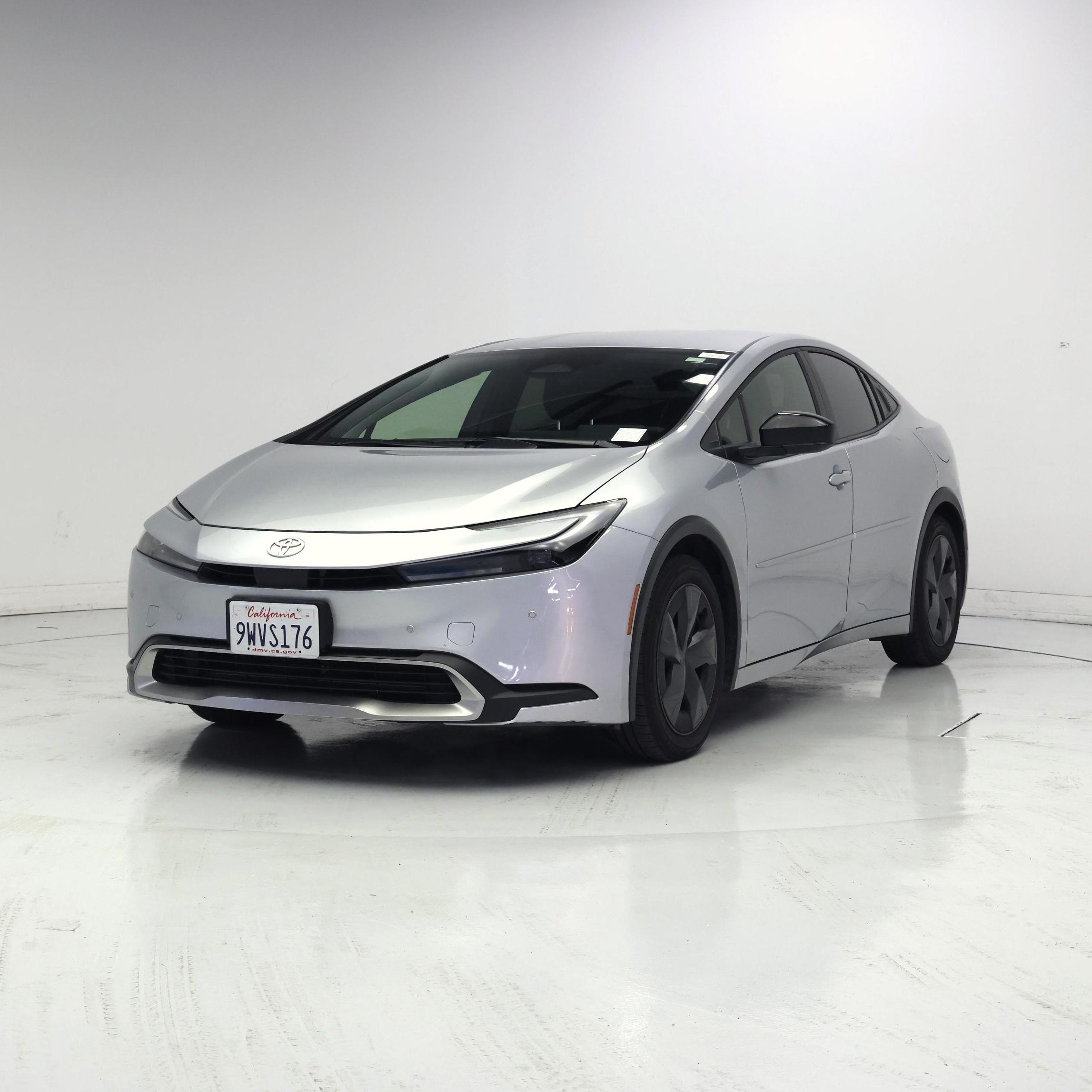 Thumbnail: 2026 Toyota Prius - 4