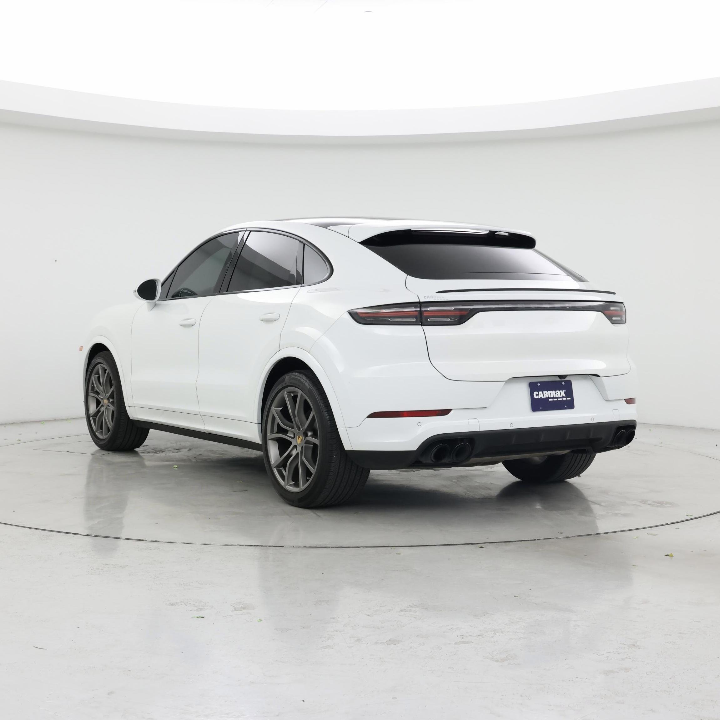 Thumbnail: 2023 Porsche Cayenne - 2