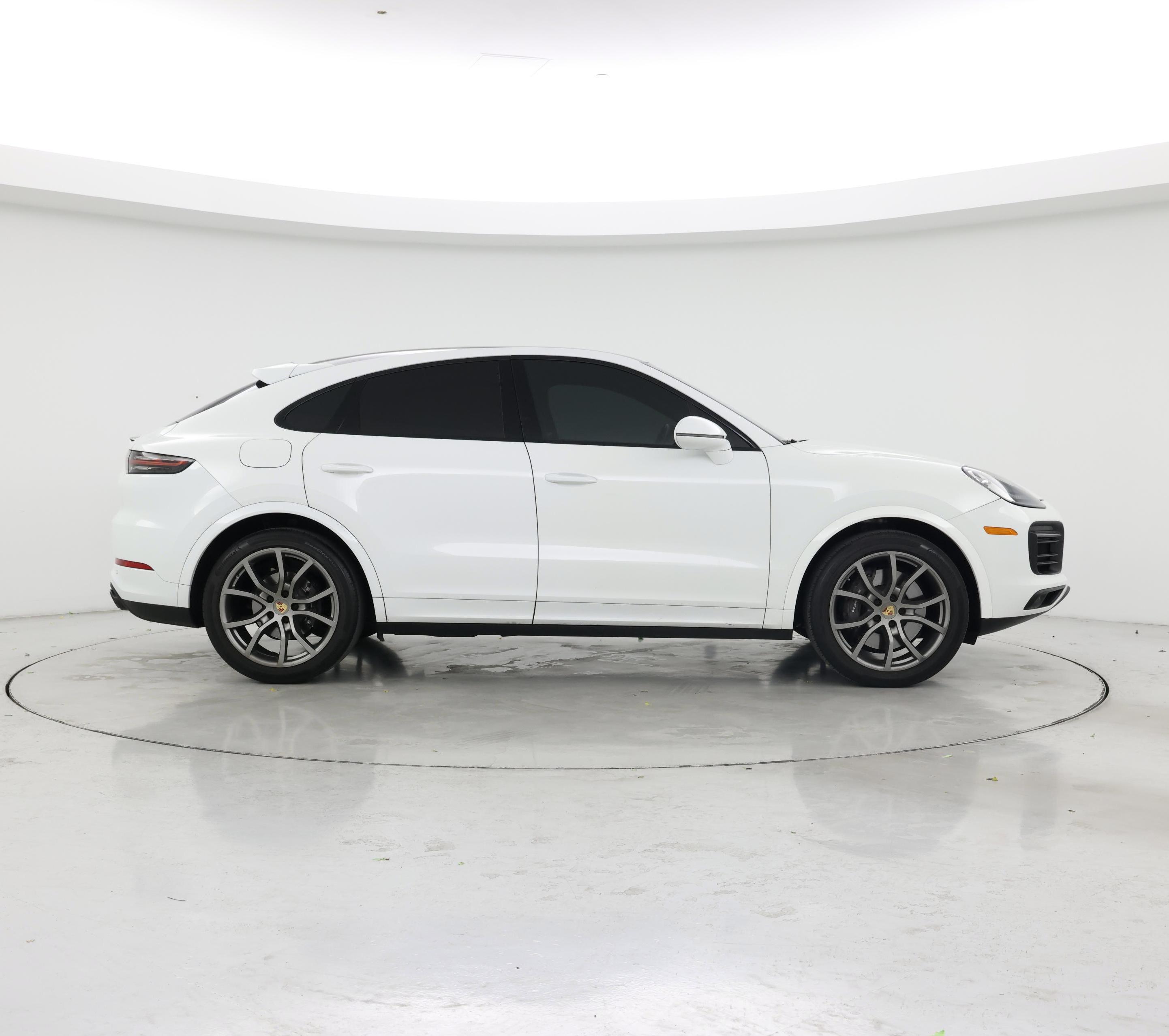 Thumbnail: 2023 Porsche Cayenne - 7