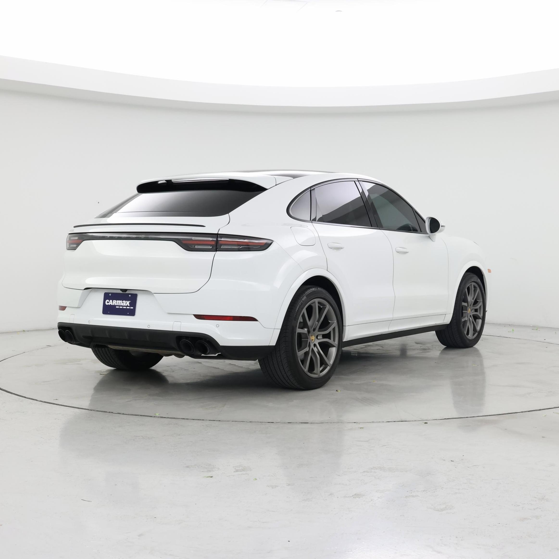 Thumbnail: 2023 Porsche Cayenne - 8