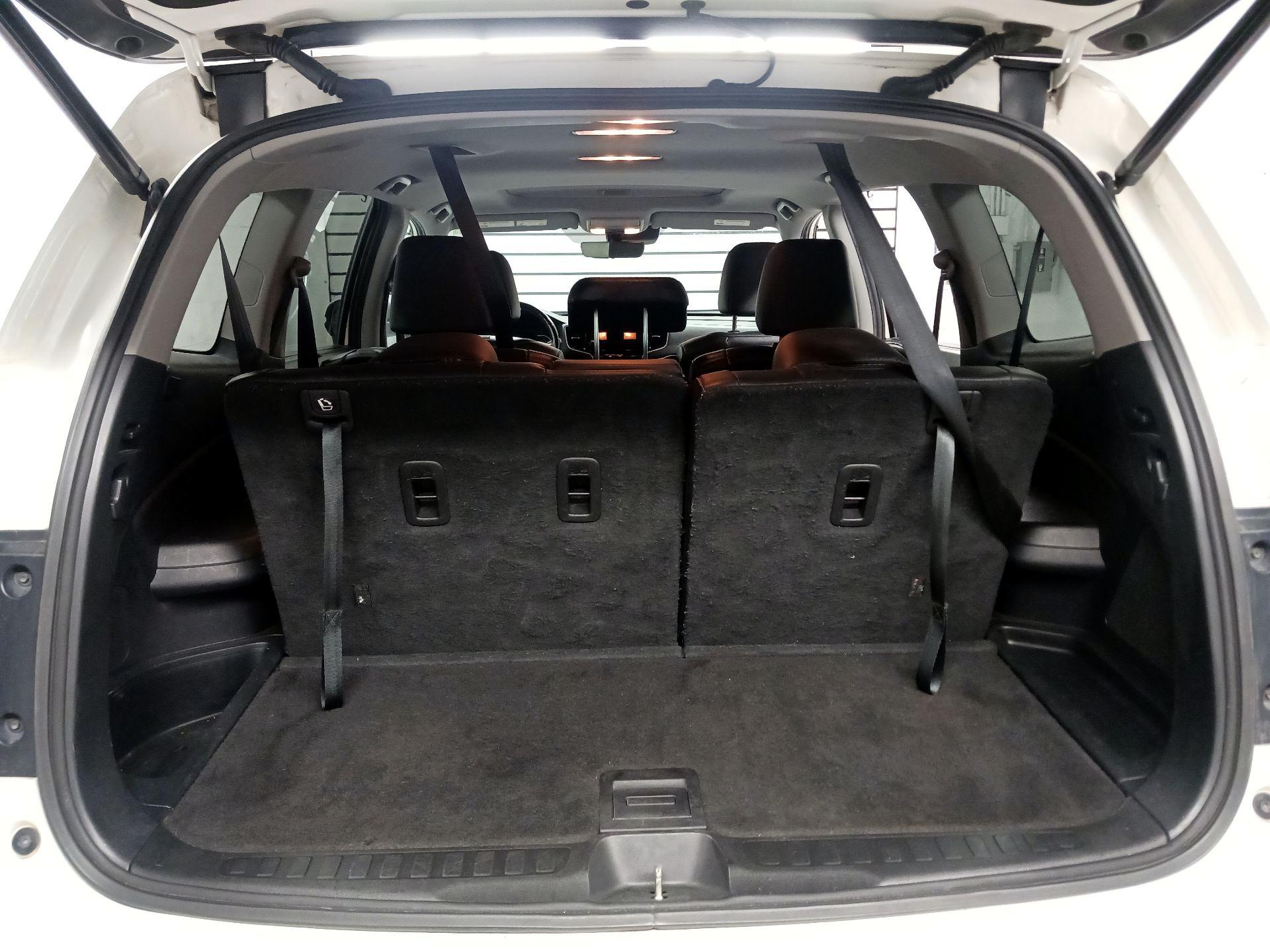 Thumbnail: 2019 Honda Pilot - 14