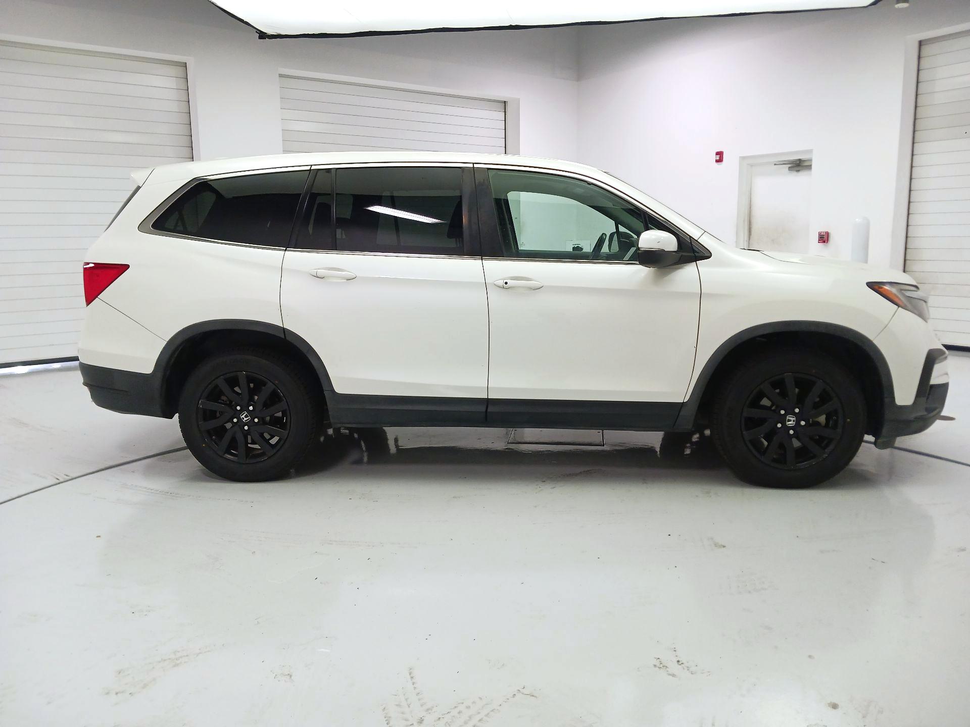 Thumbnail: 2019 Honda Pilot - 4