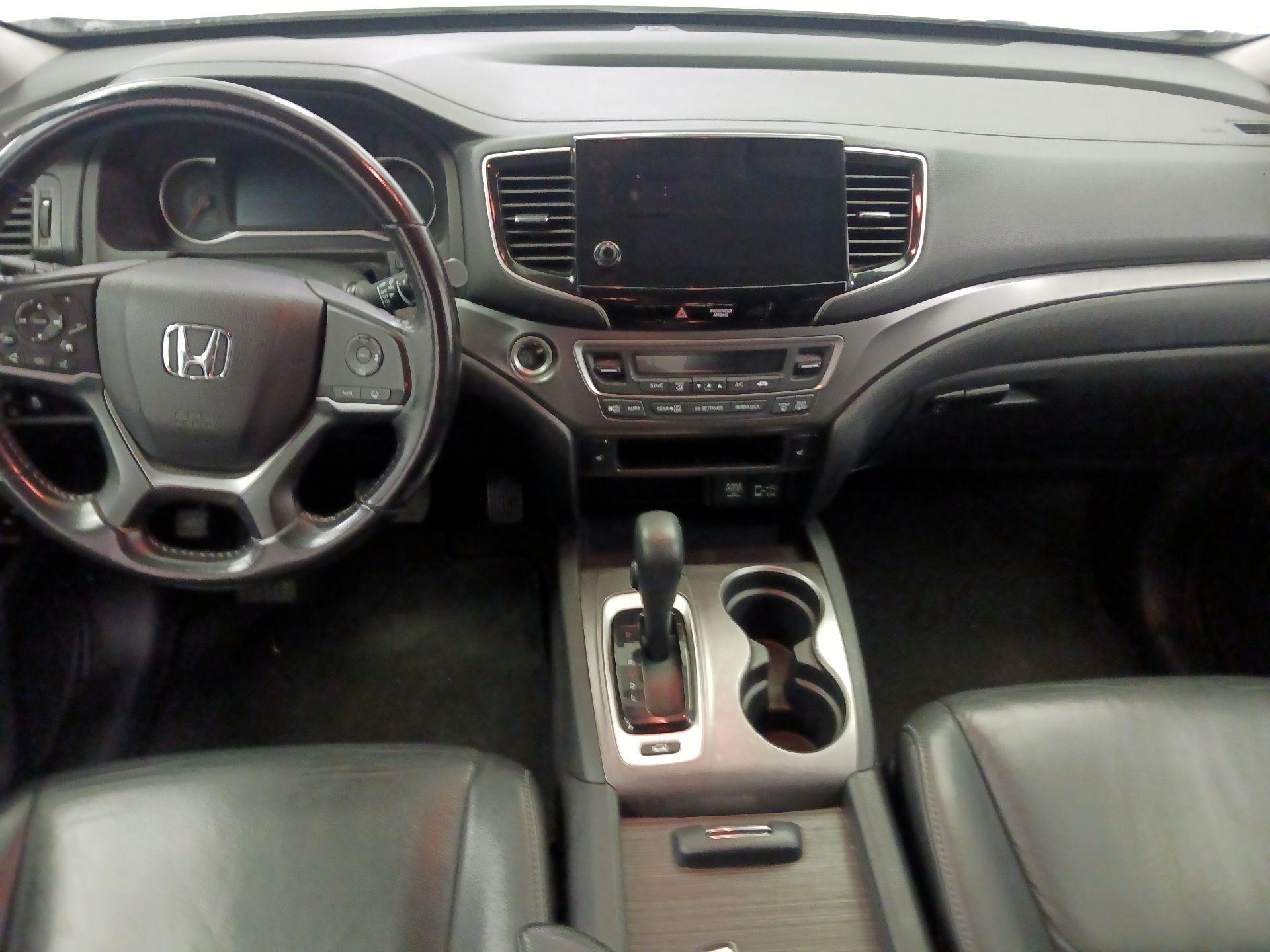 Thumbnail: 2019 Honda Pilot - 8