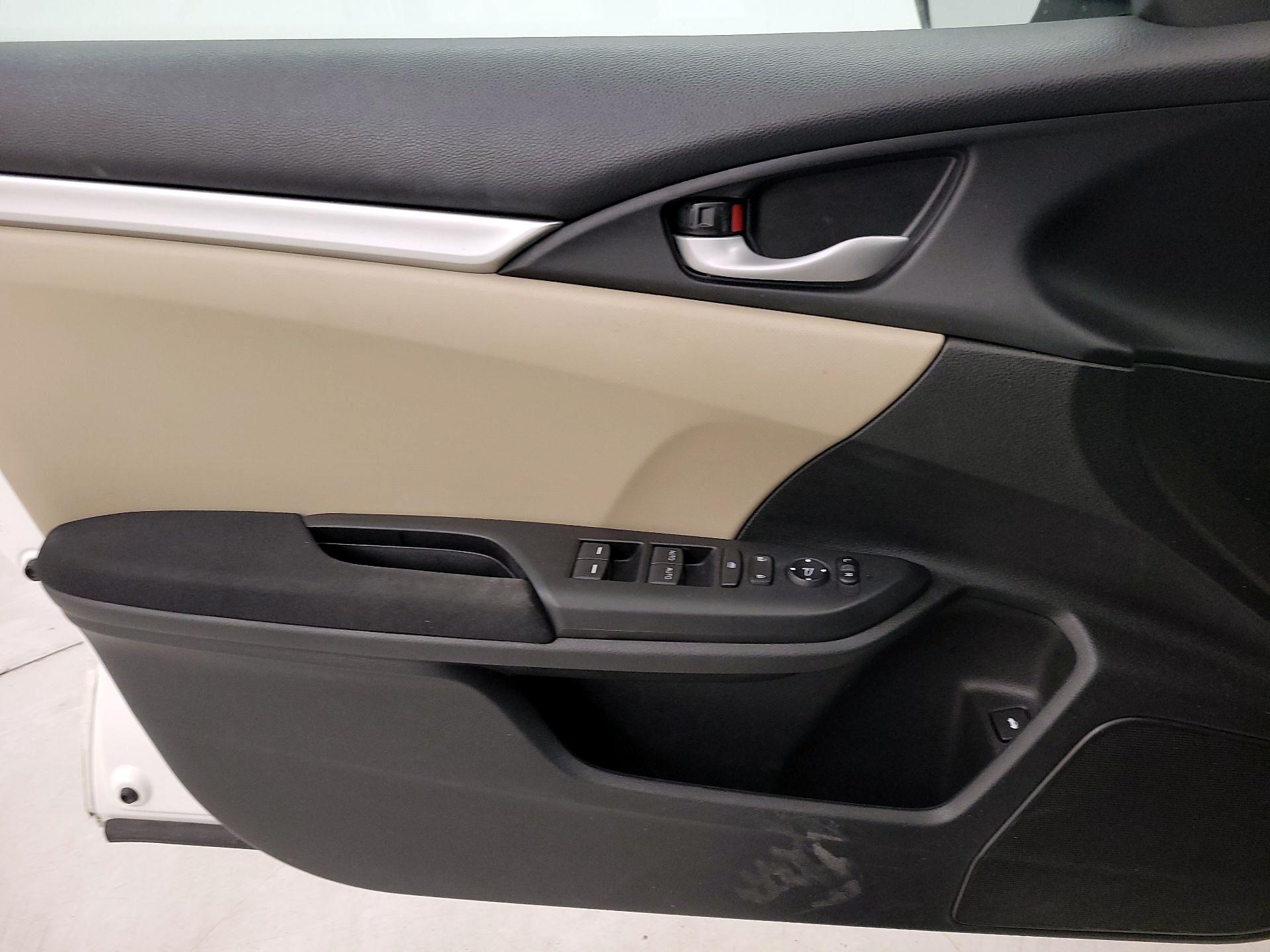 Thumbnail: 2018 Honda Civic - 12