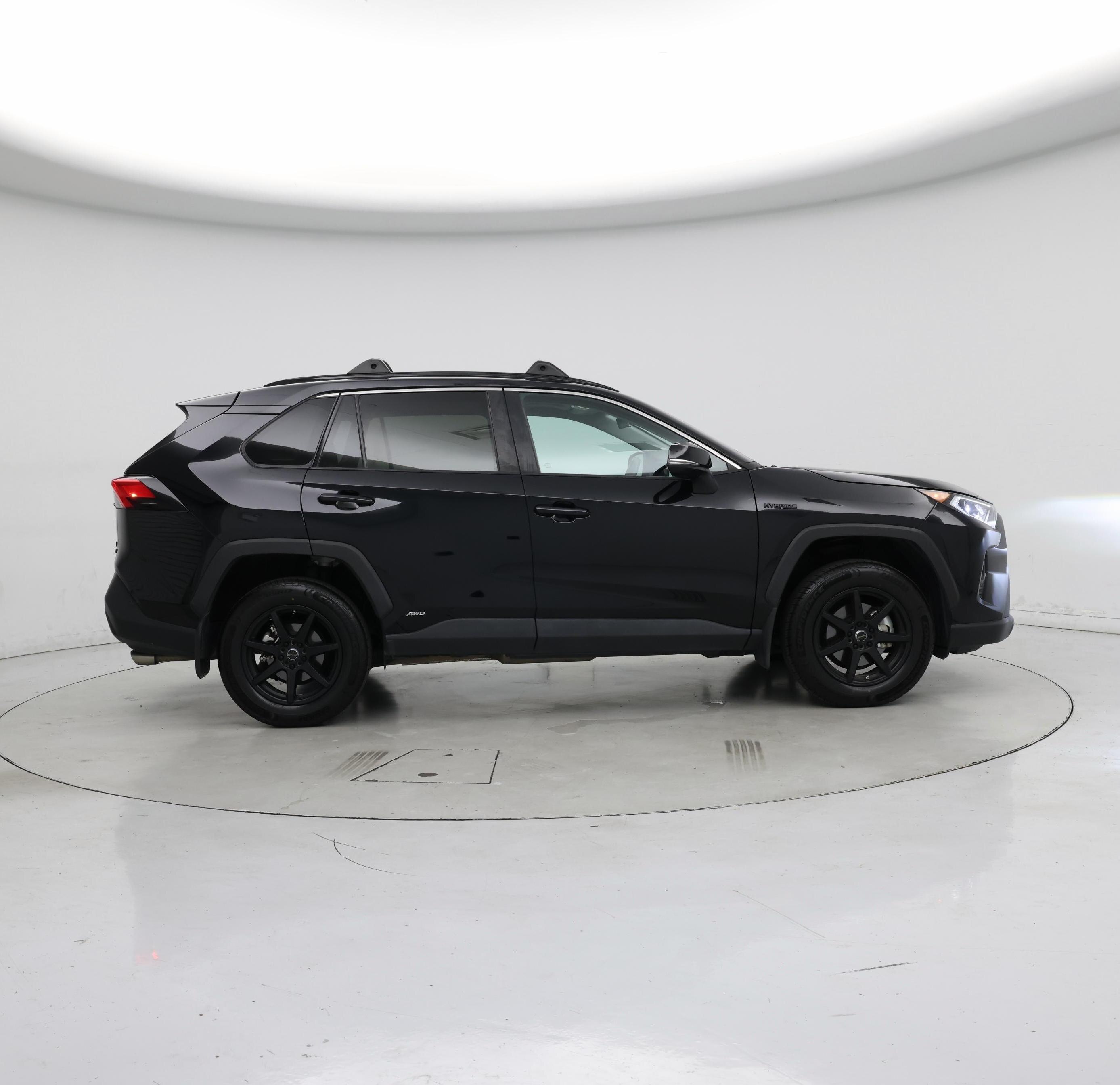 Thumbnail: 2019 Toyota RAV4 - 7