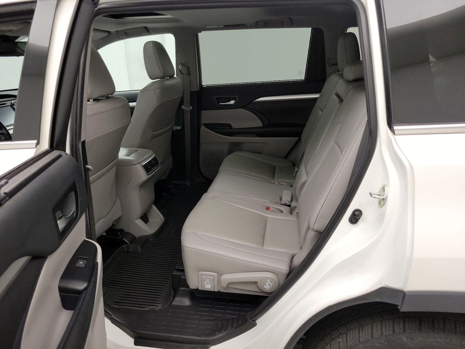Rear Air Conditioning