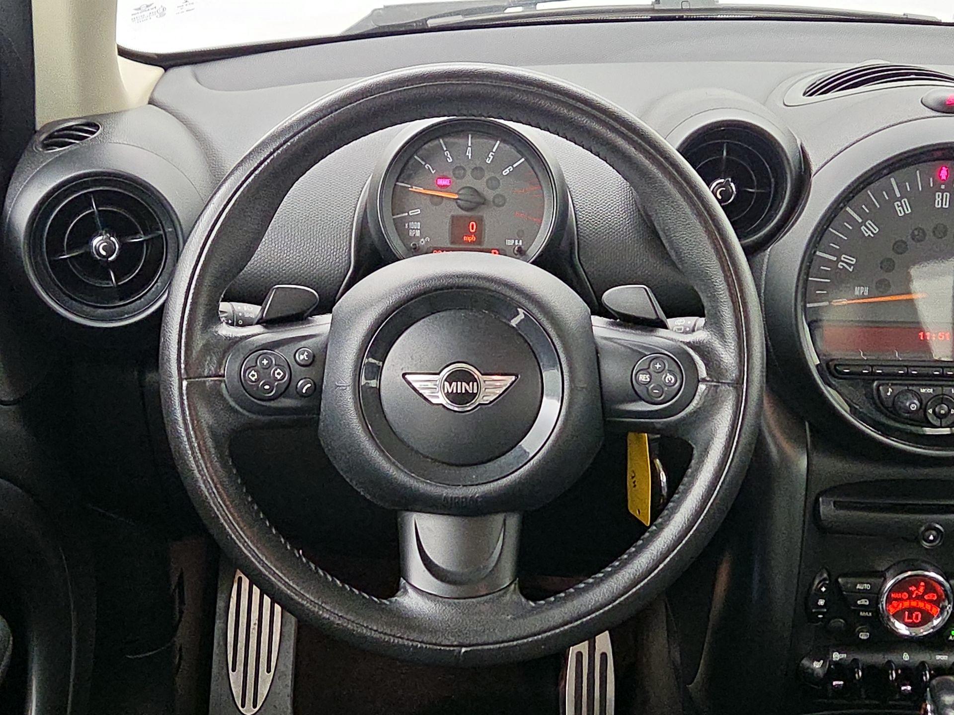 Thumbnail: 2016 MINI Cooper Countryman - 10