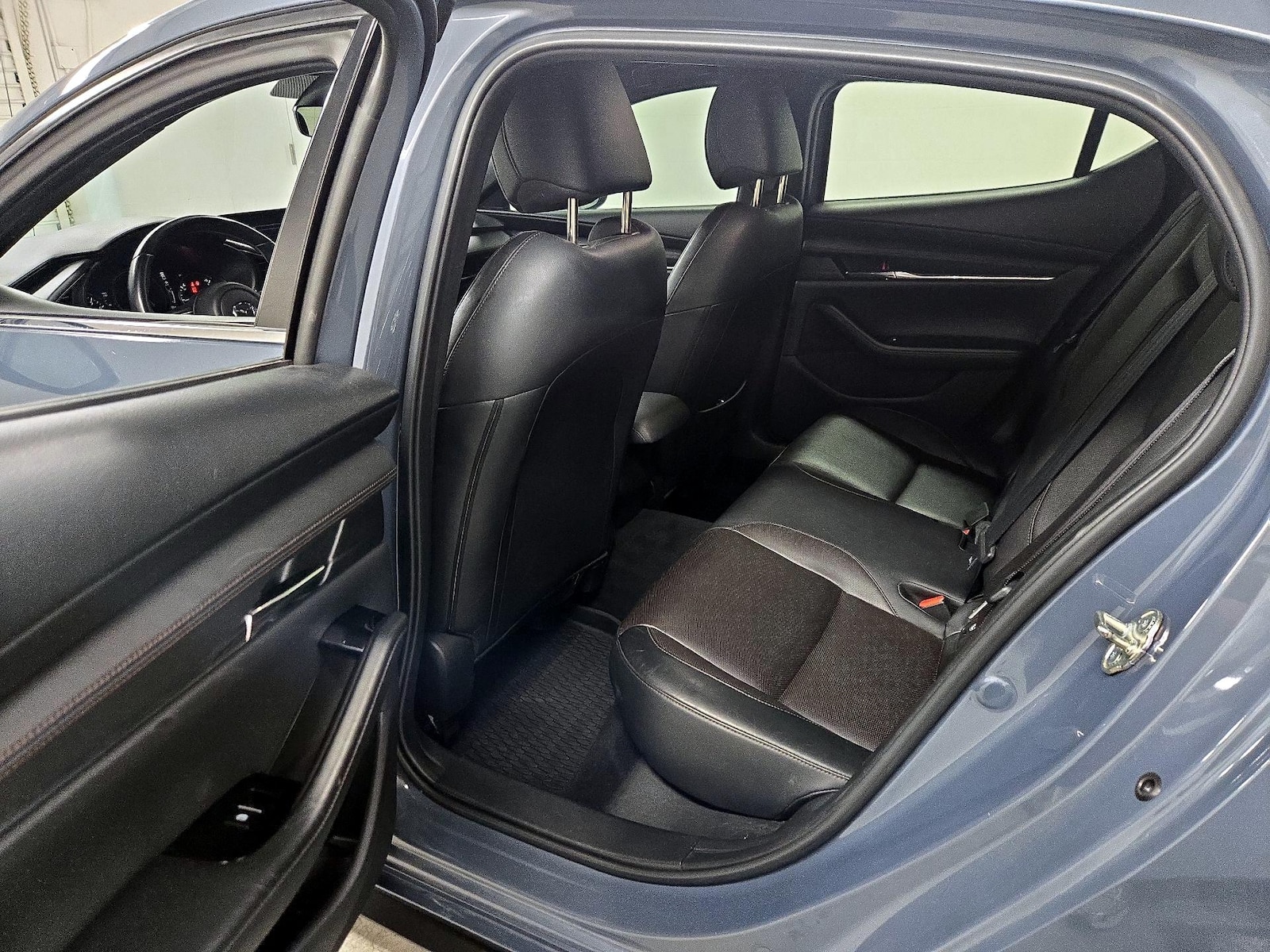 2019 Mazda Mazda3 Premium AWD - Photo 20