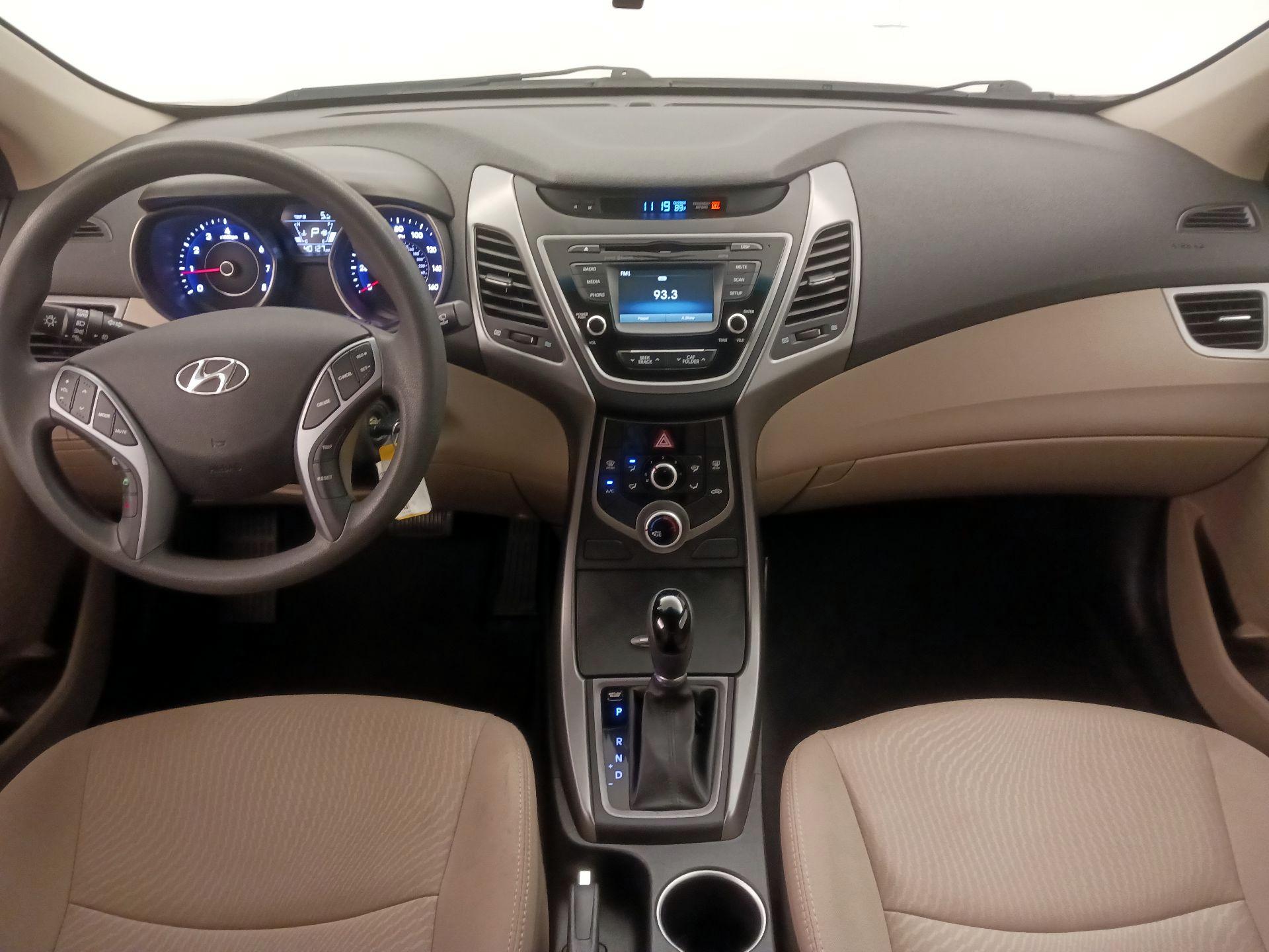Thumbnail: 2016 Hyundai Elantra - 9