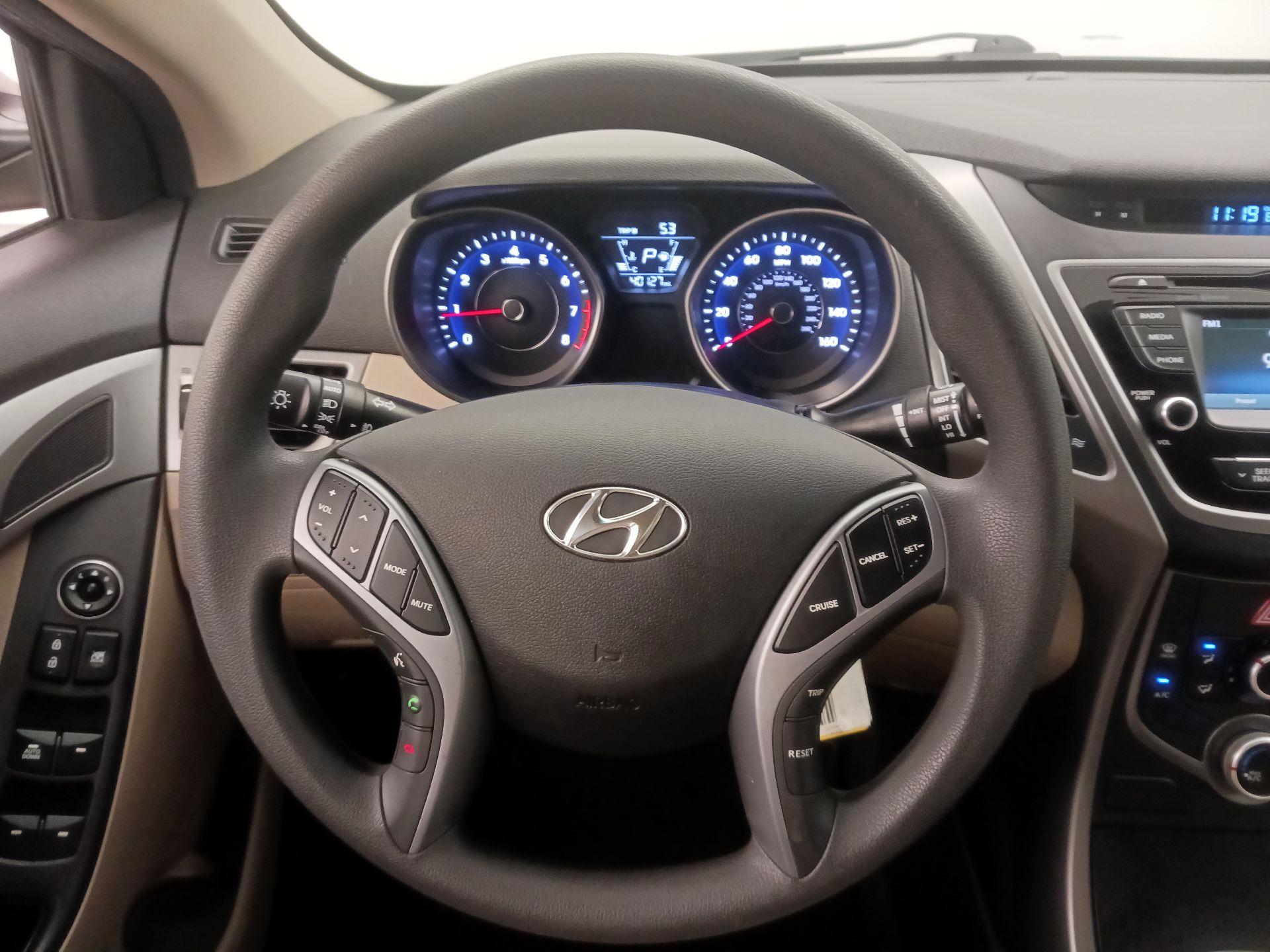 Thumbnail: 2016 Hyundai Elantra - 10