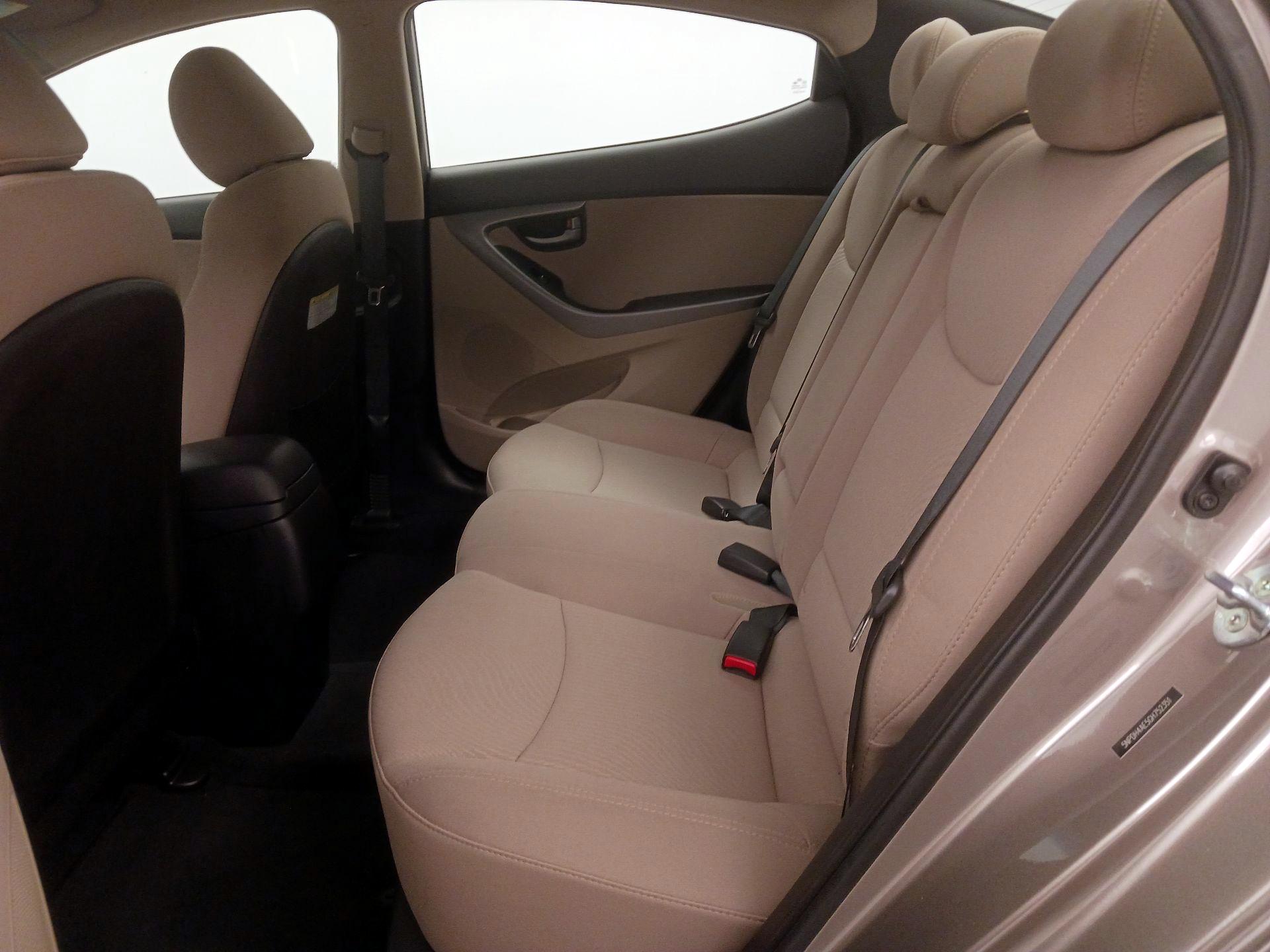 Thumbnail: 2016 Hyundai Elantra - 19