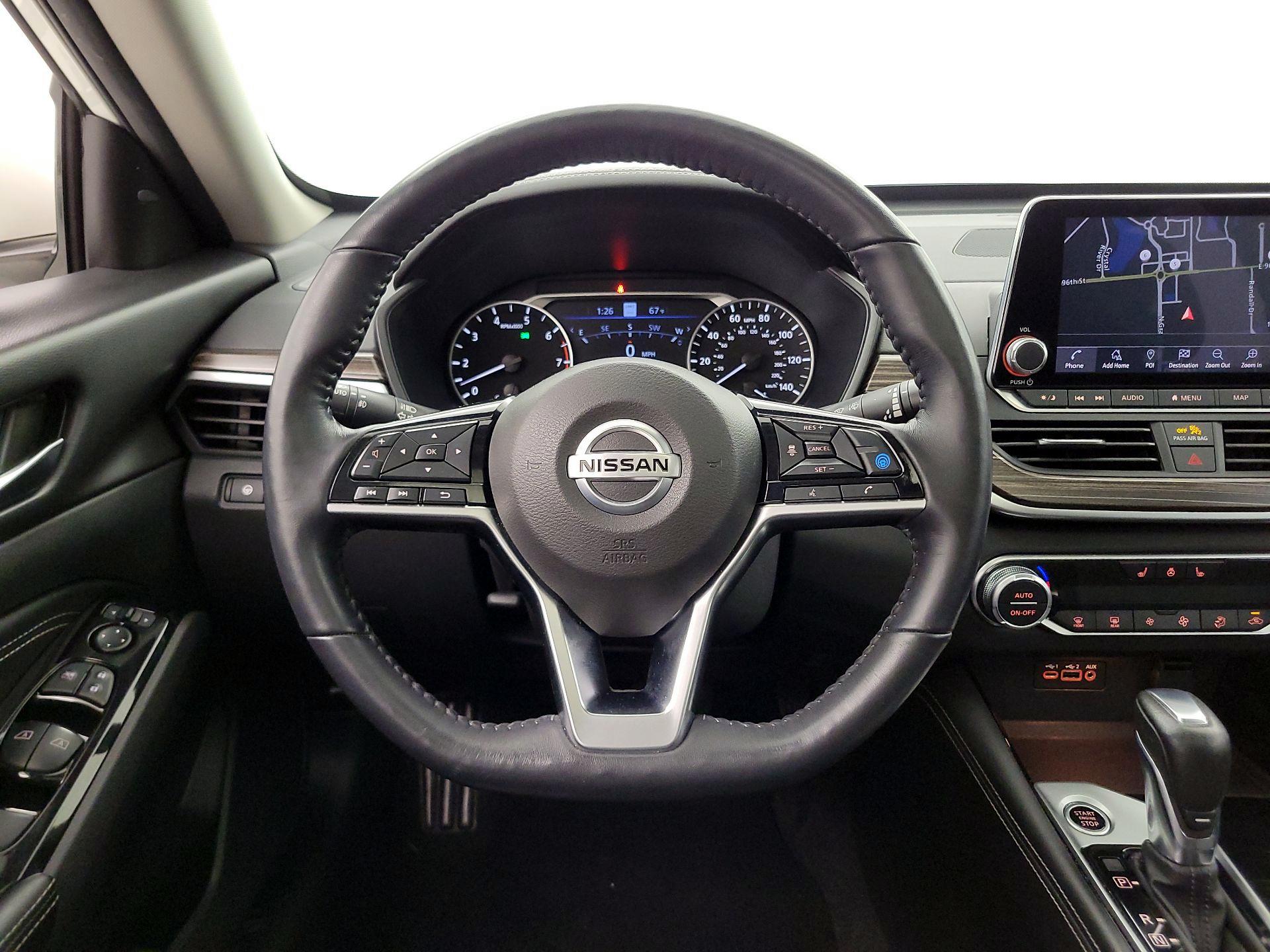 Thumbnail: 2020 Nissan Altima - 10
