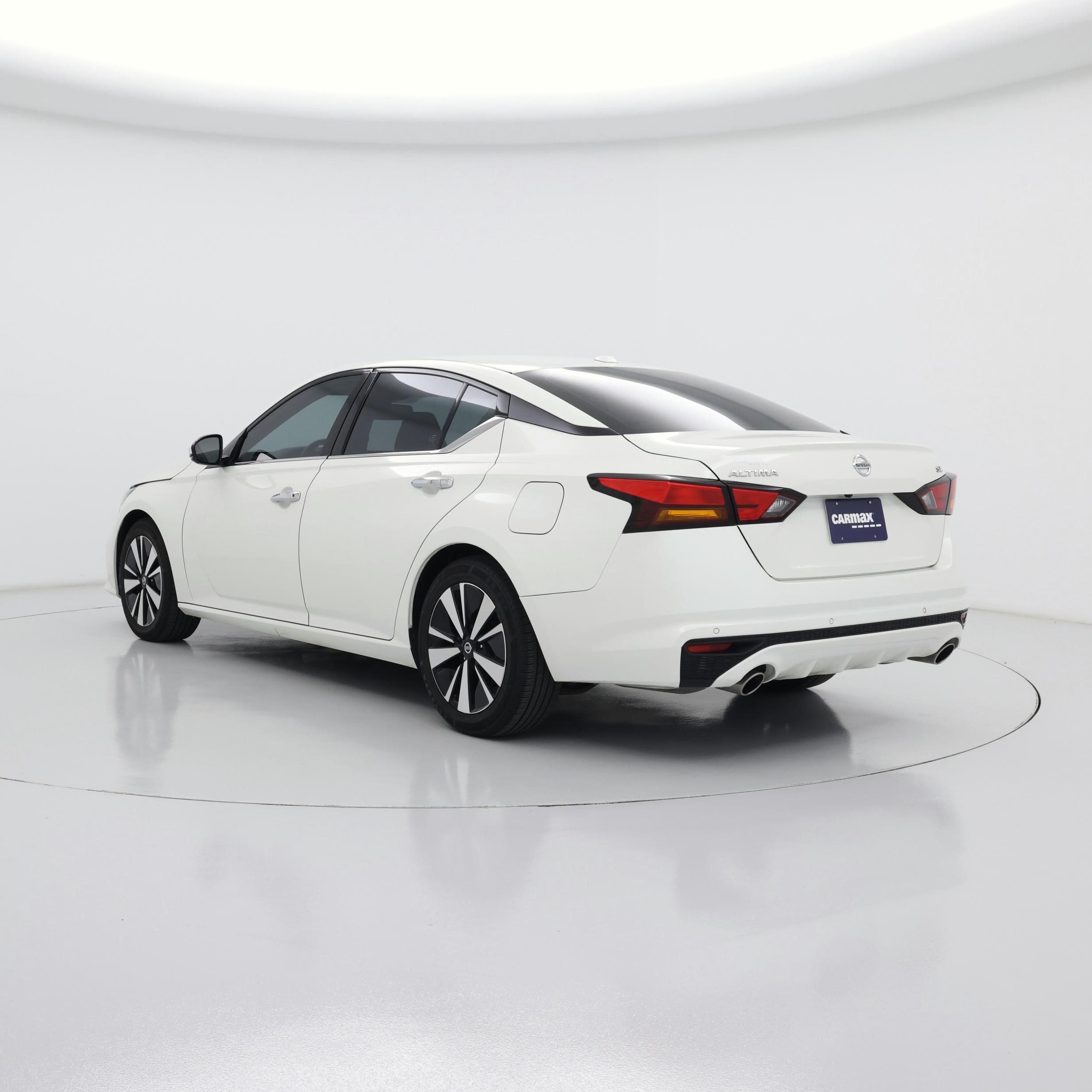 Thumbnail: 2020 Nissan Altima - 2