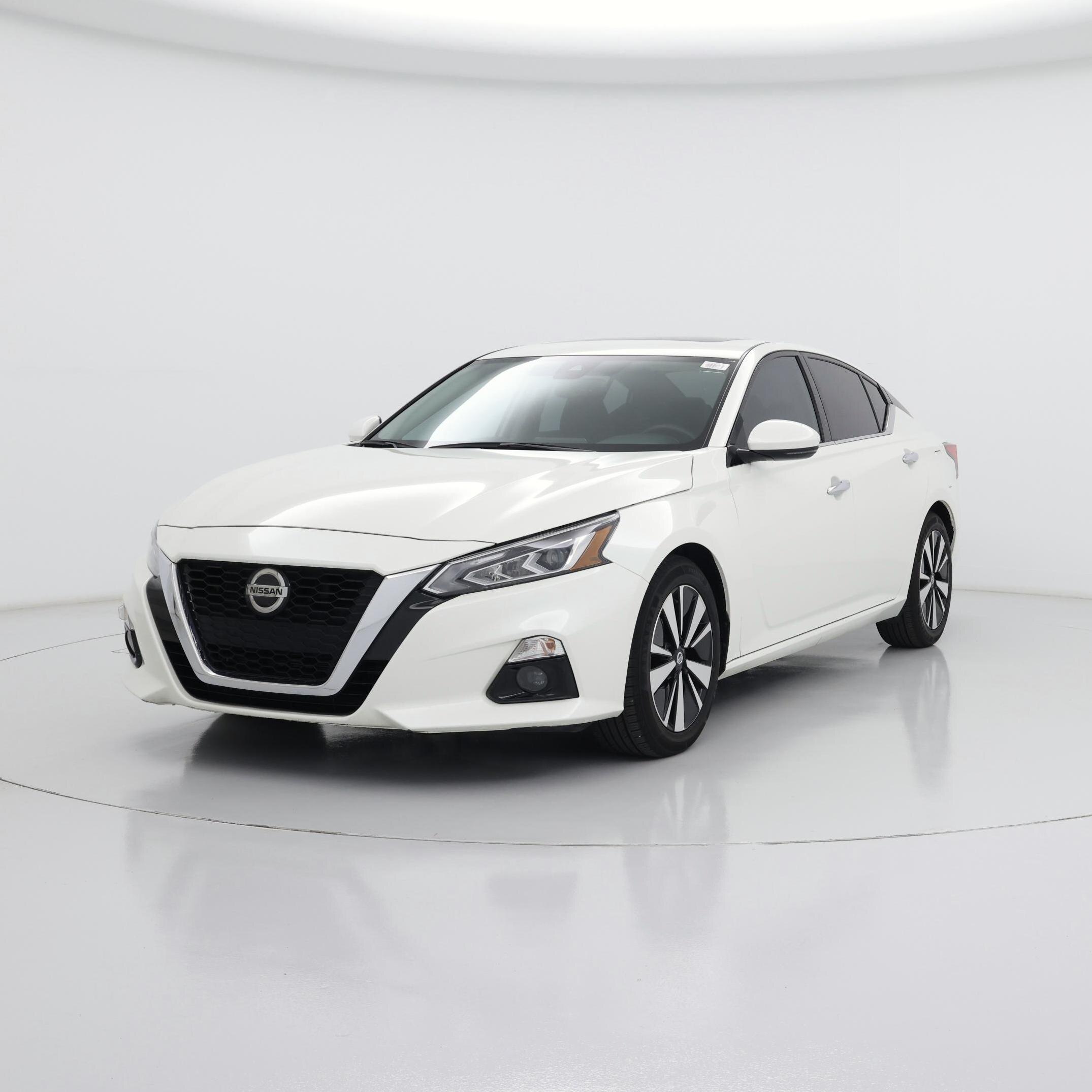 Thumbnail: 2020 Nissan Altima - 4