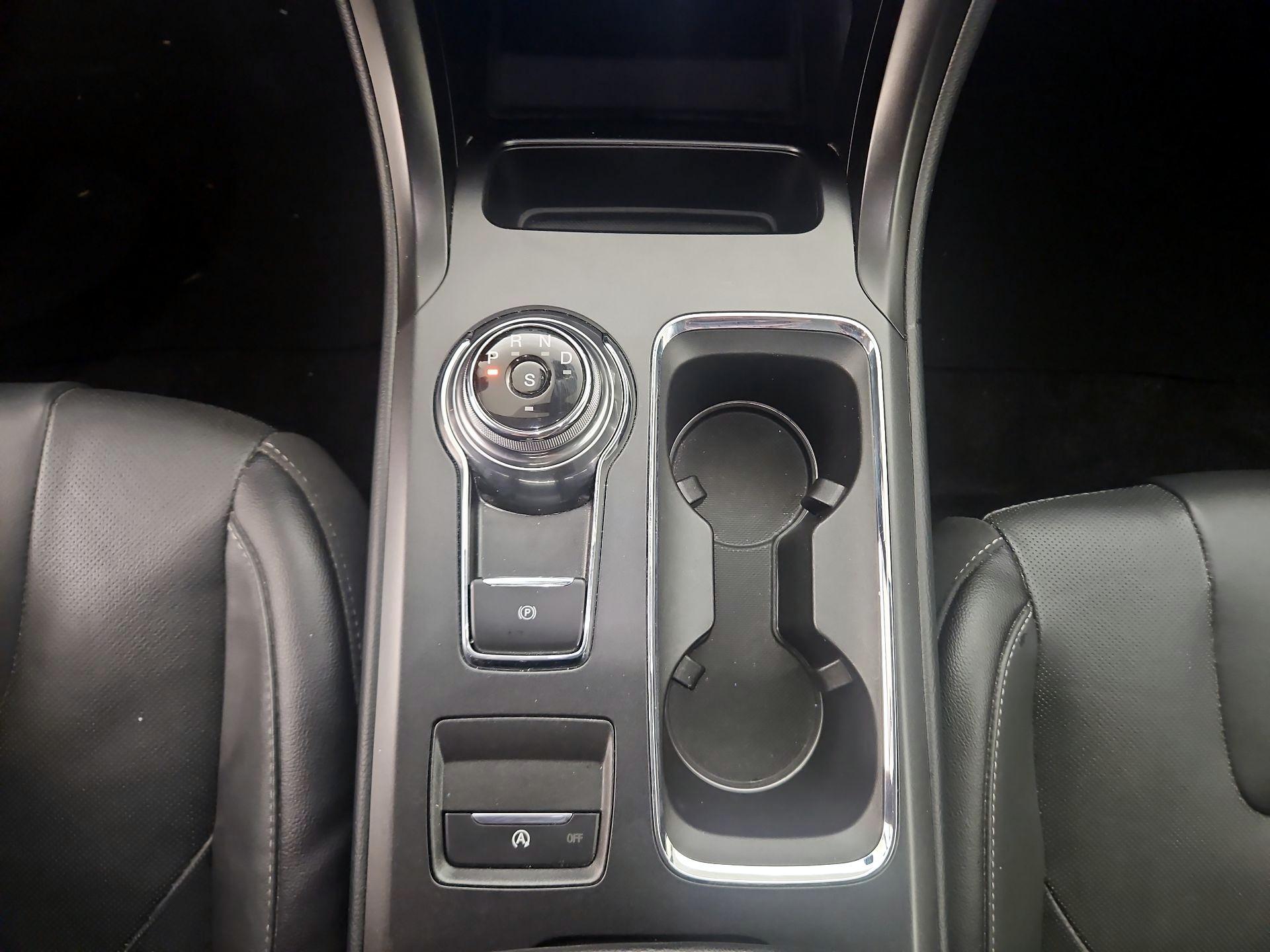 Thumbnail: 2020 Ford Fusion - 17