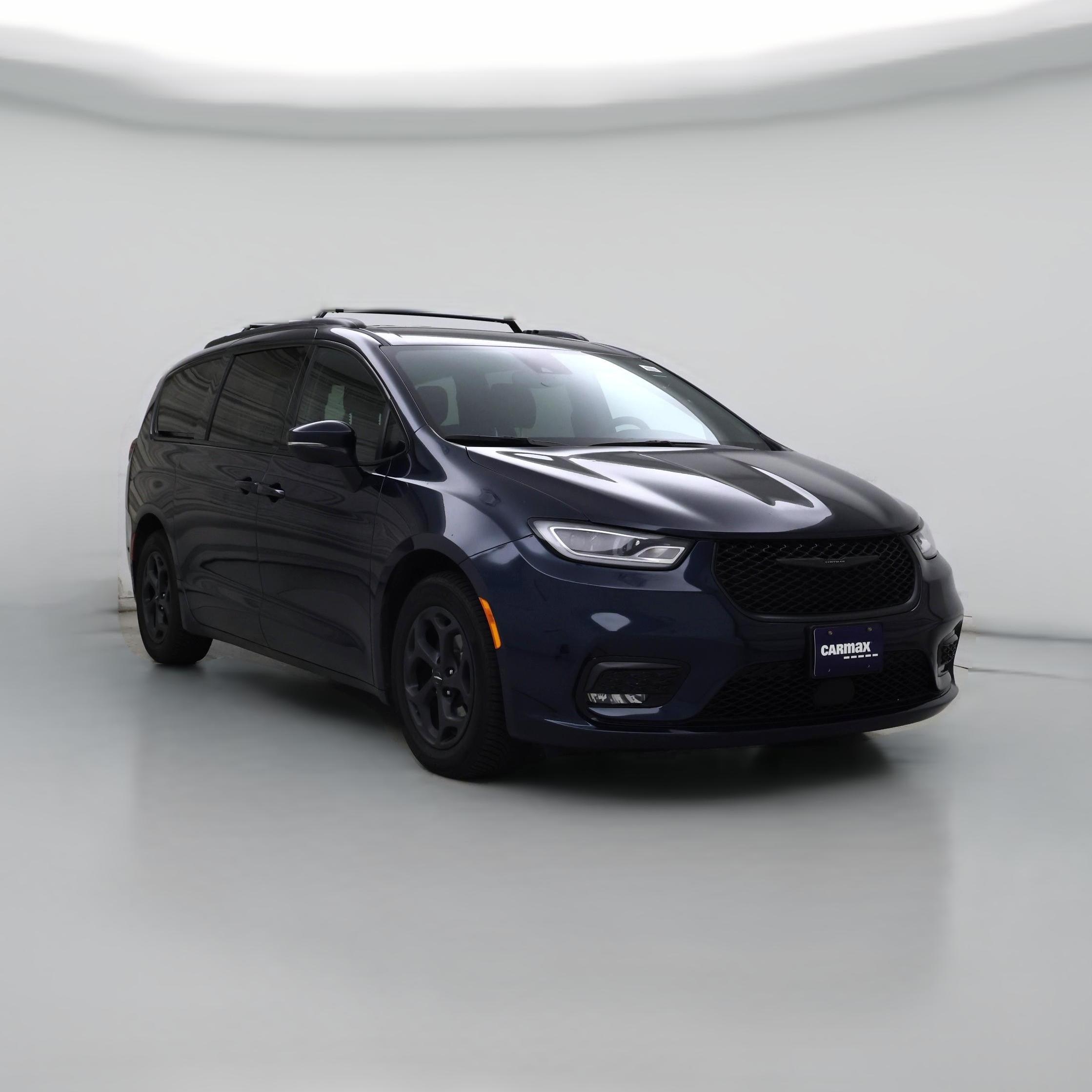 Thumbnail: 2023 Chrysler Pacifica - 1