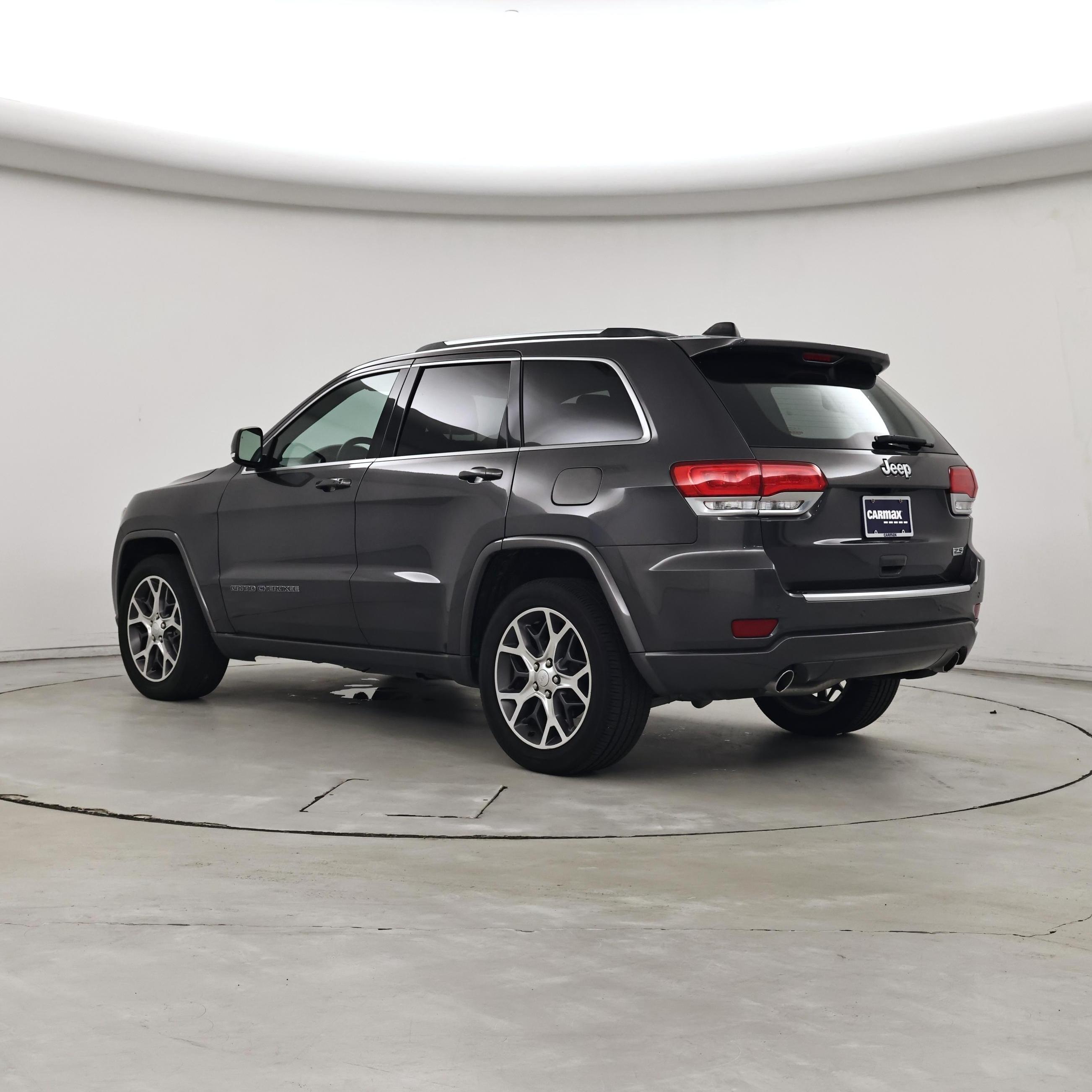 Thumbnail: 2018 Jeep Grand Cherokee - 2