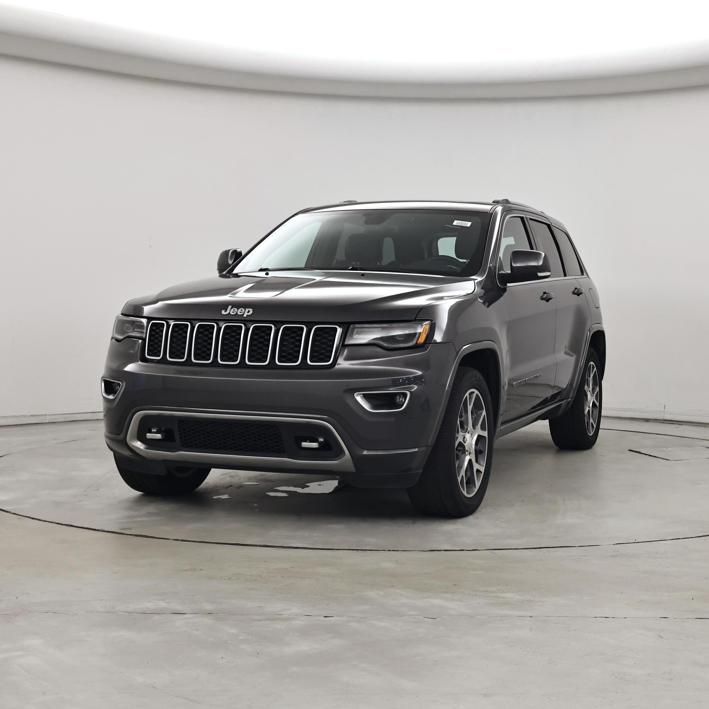 Thumbnail: 2018 Jeep Grand Cherokee - 4