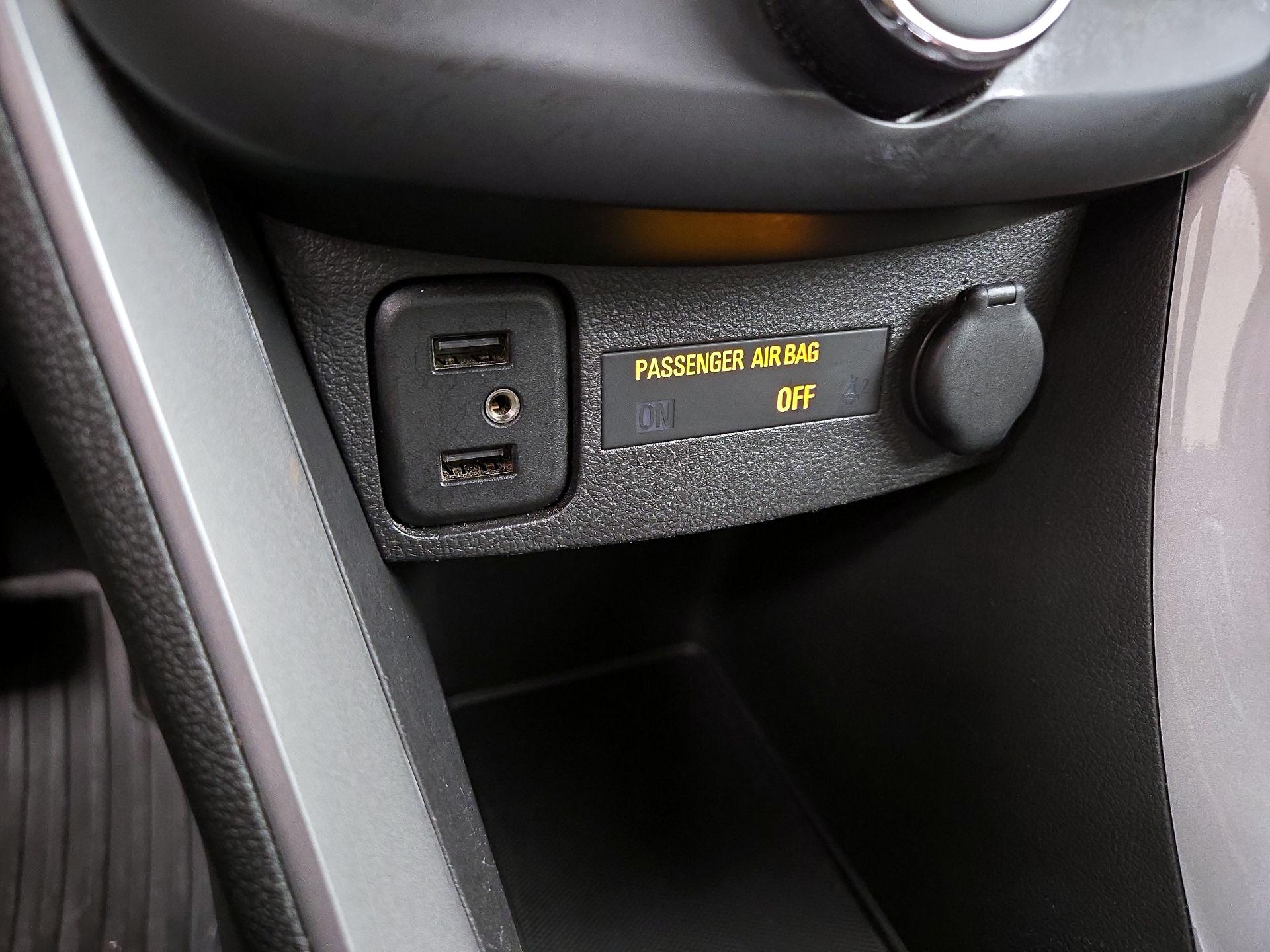 Thumbnail: 2020 Chevrolet Trax - 18