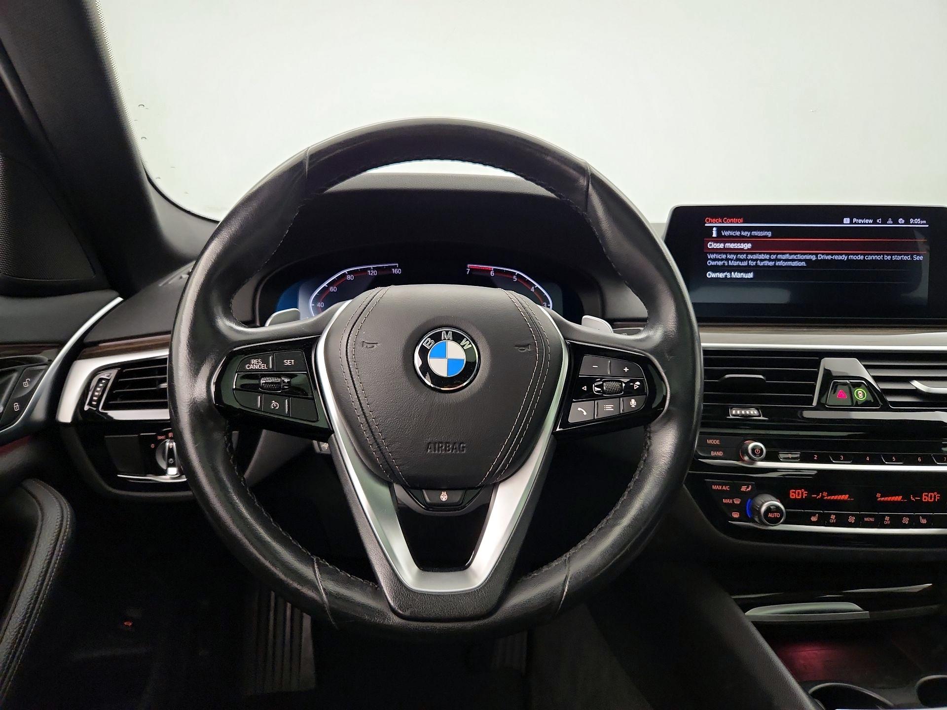 Thumbnail: 2020 BMW 5 Series - 10