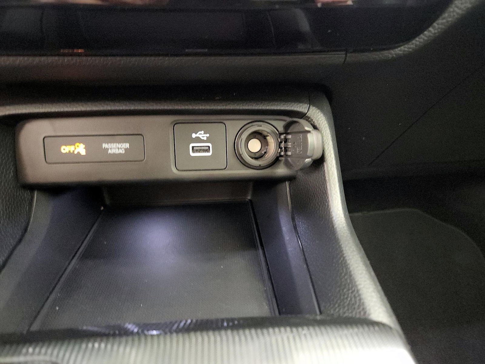 2024 Honda Civic Hatchback EX-L - Photo 19