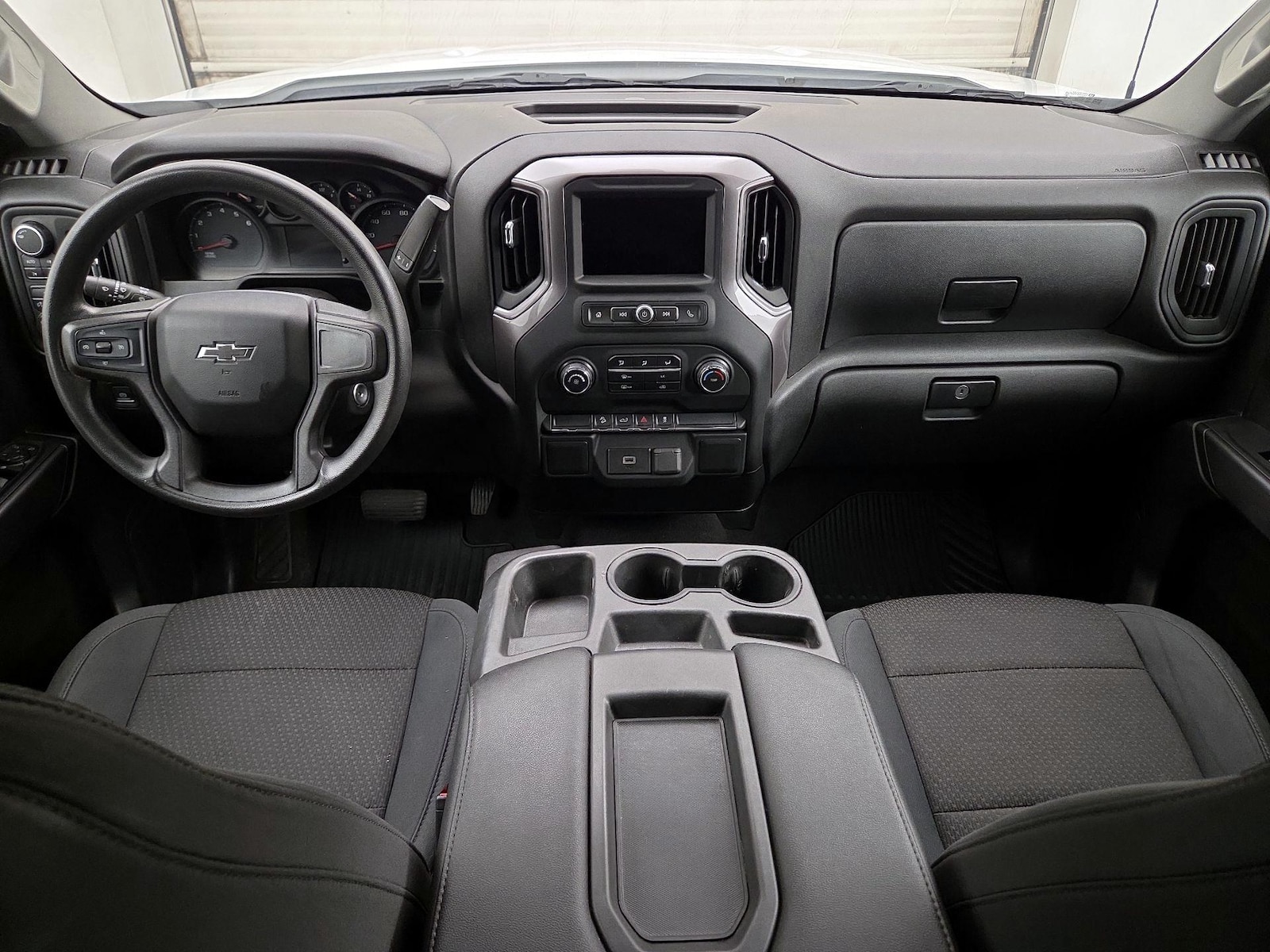 2019 Chevrolet Silverado 1500 Custom - Photo 10