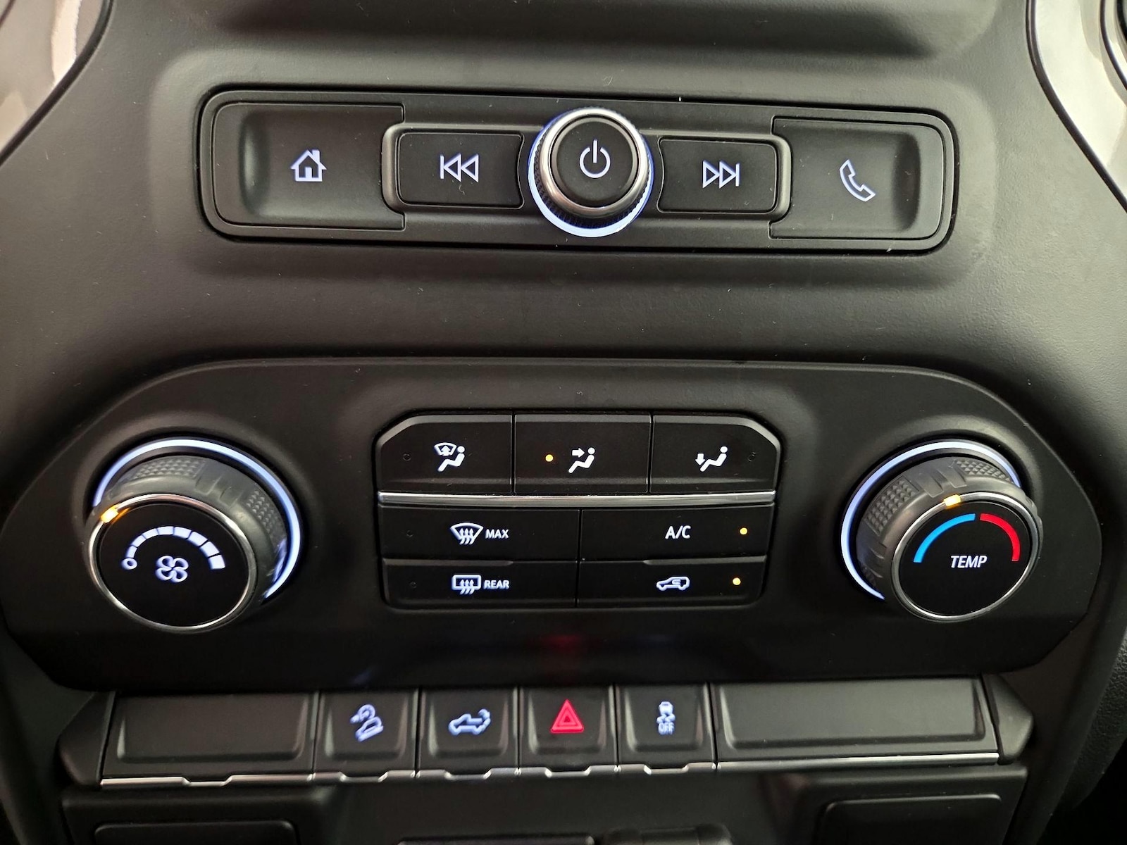 2019 Chevrolet Silverado 1500 Custom - Photo 17