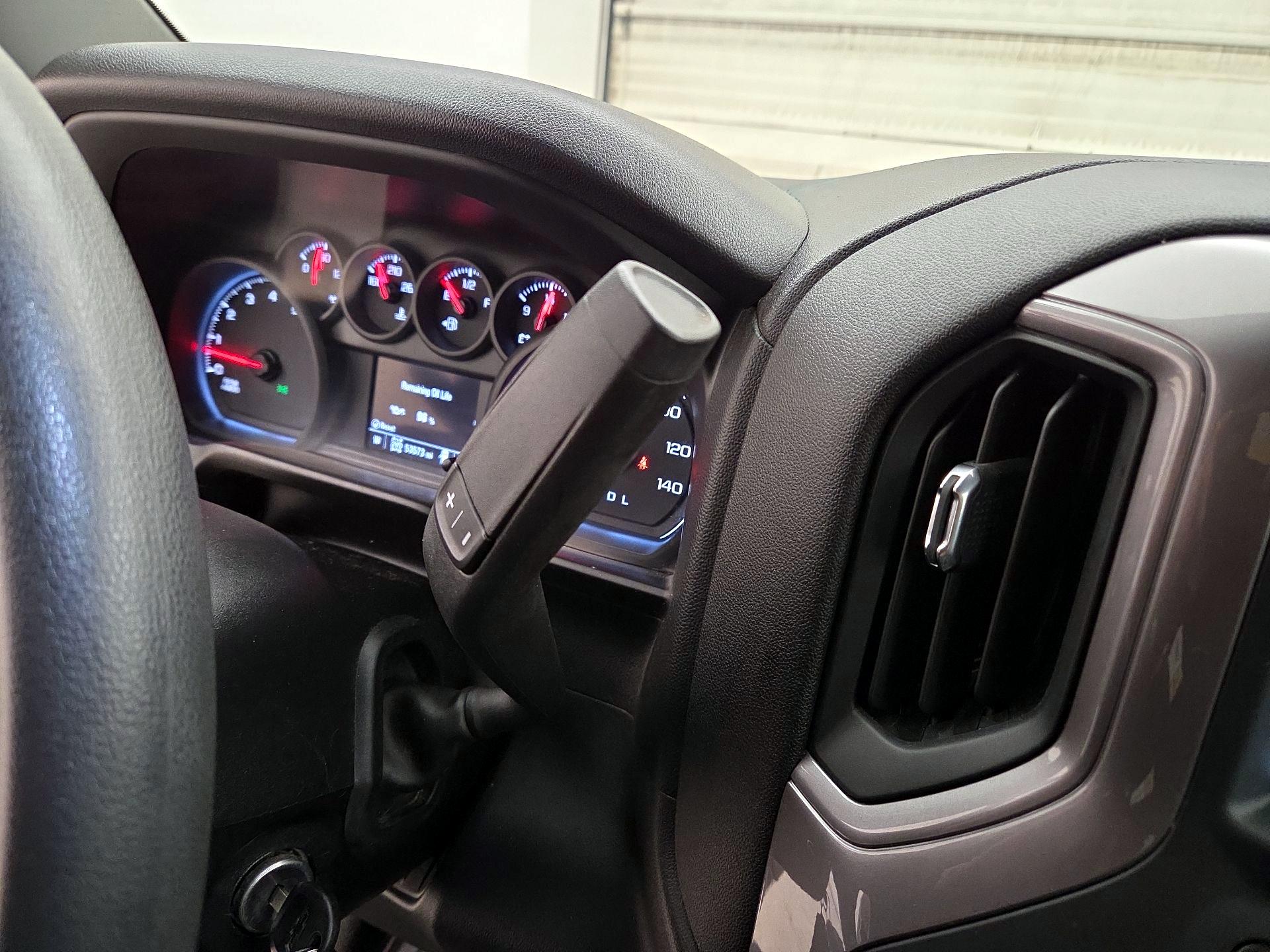 Thumbnail: 2019 Chevrolet Silverado 1500 - 17