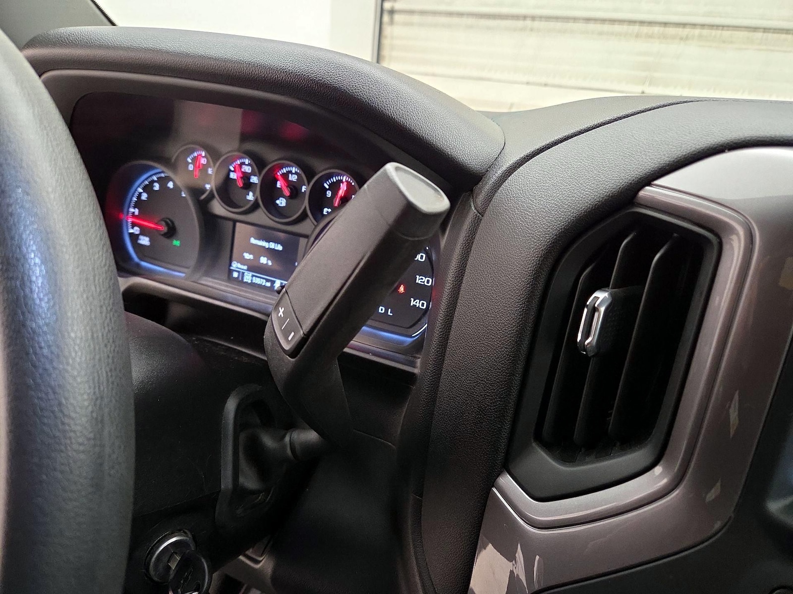 2019 Chevrolet Silverado 1500 Custom - Photo 18