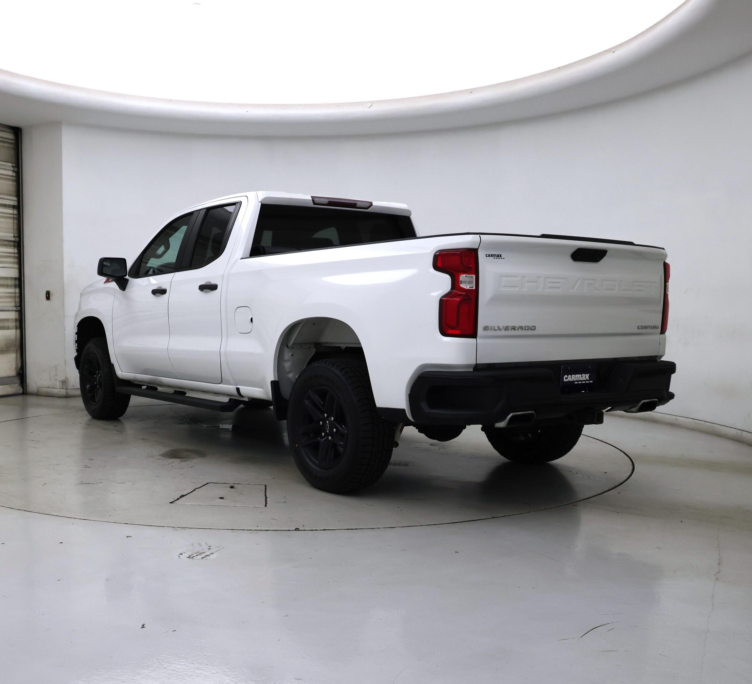 Thumbnail: 2019 Chevrolet Silverado 1500 - 2