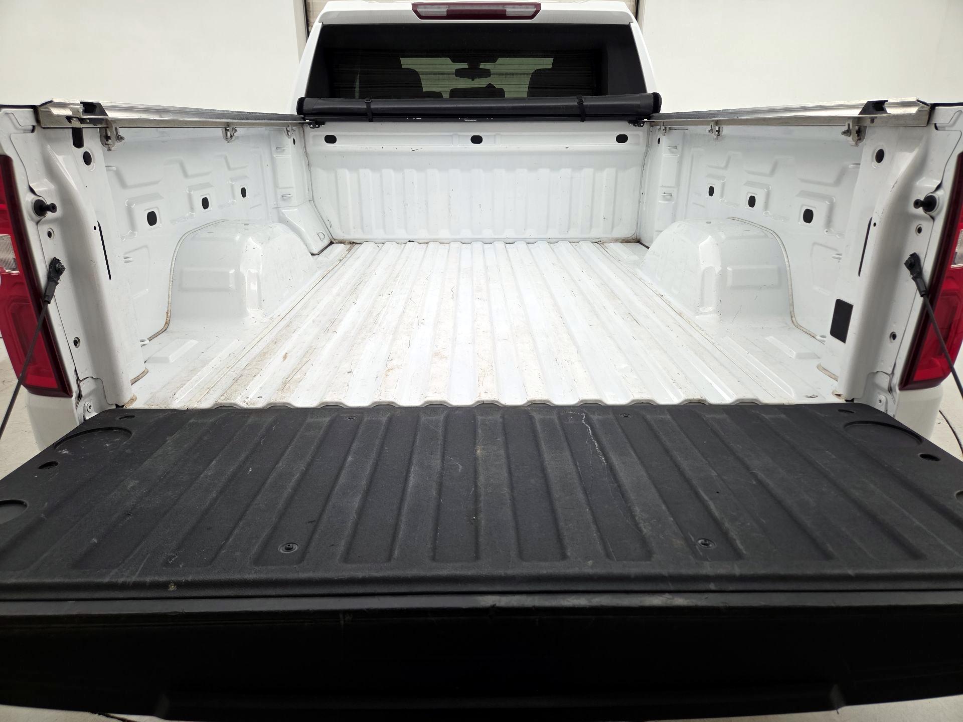 Thumbnail: 2019 Chevrolet Silverado 1500 - 20