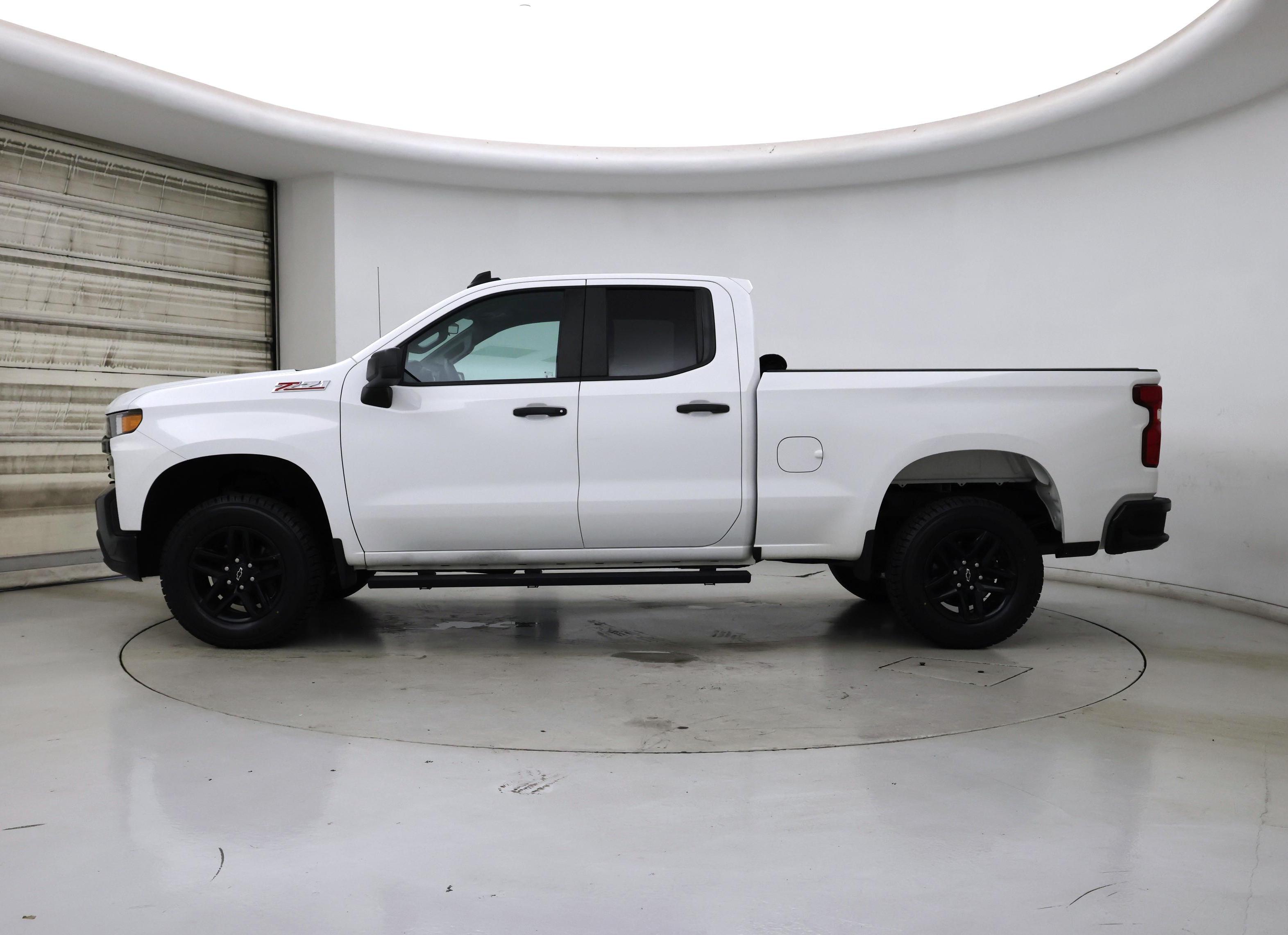 Thumbnail: 2019 Chevrolet Silverado 1500 - 3