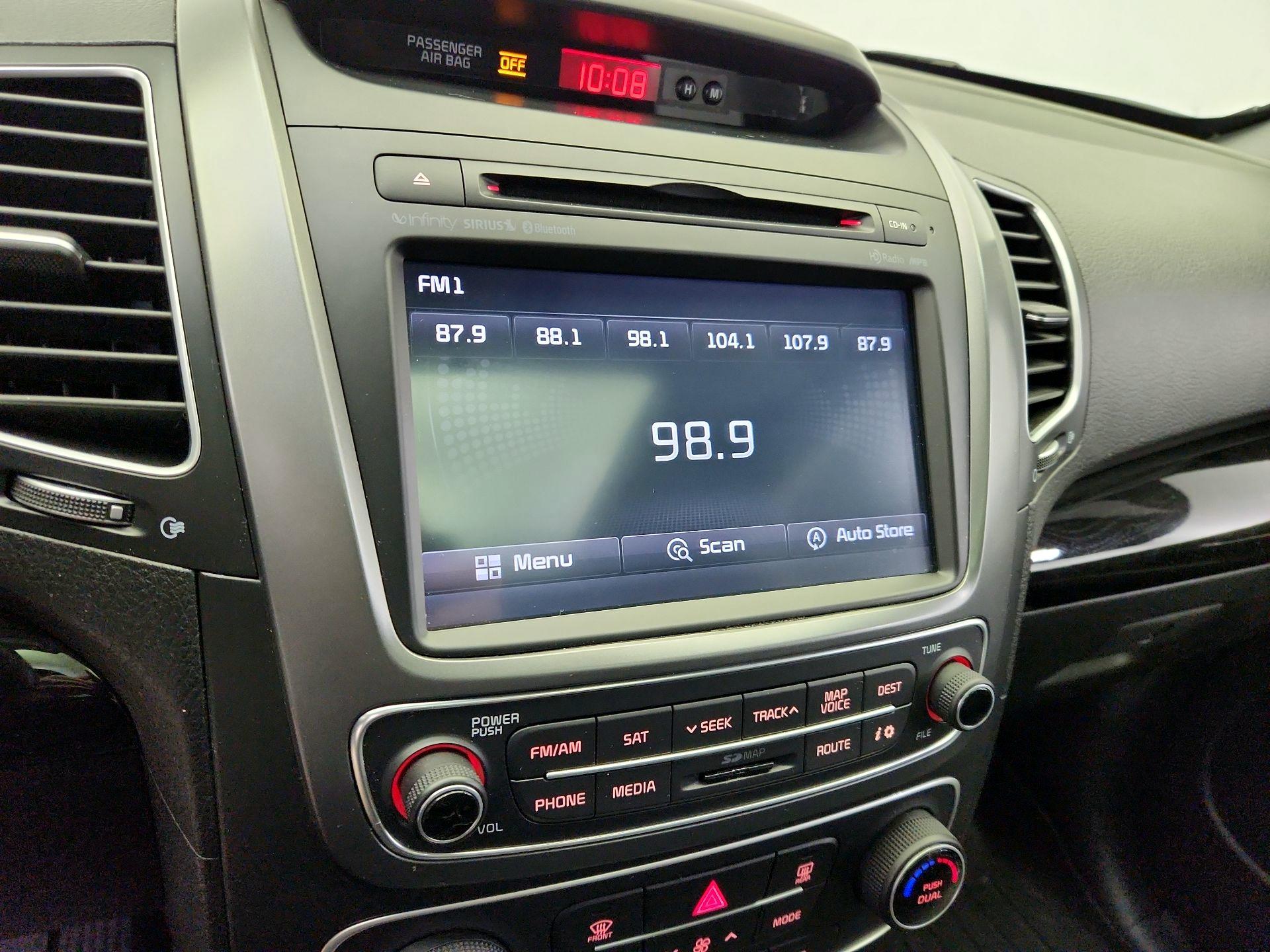 Thumbnail: 2014 Kia Sorento - 16
