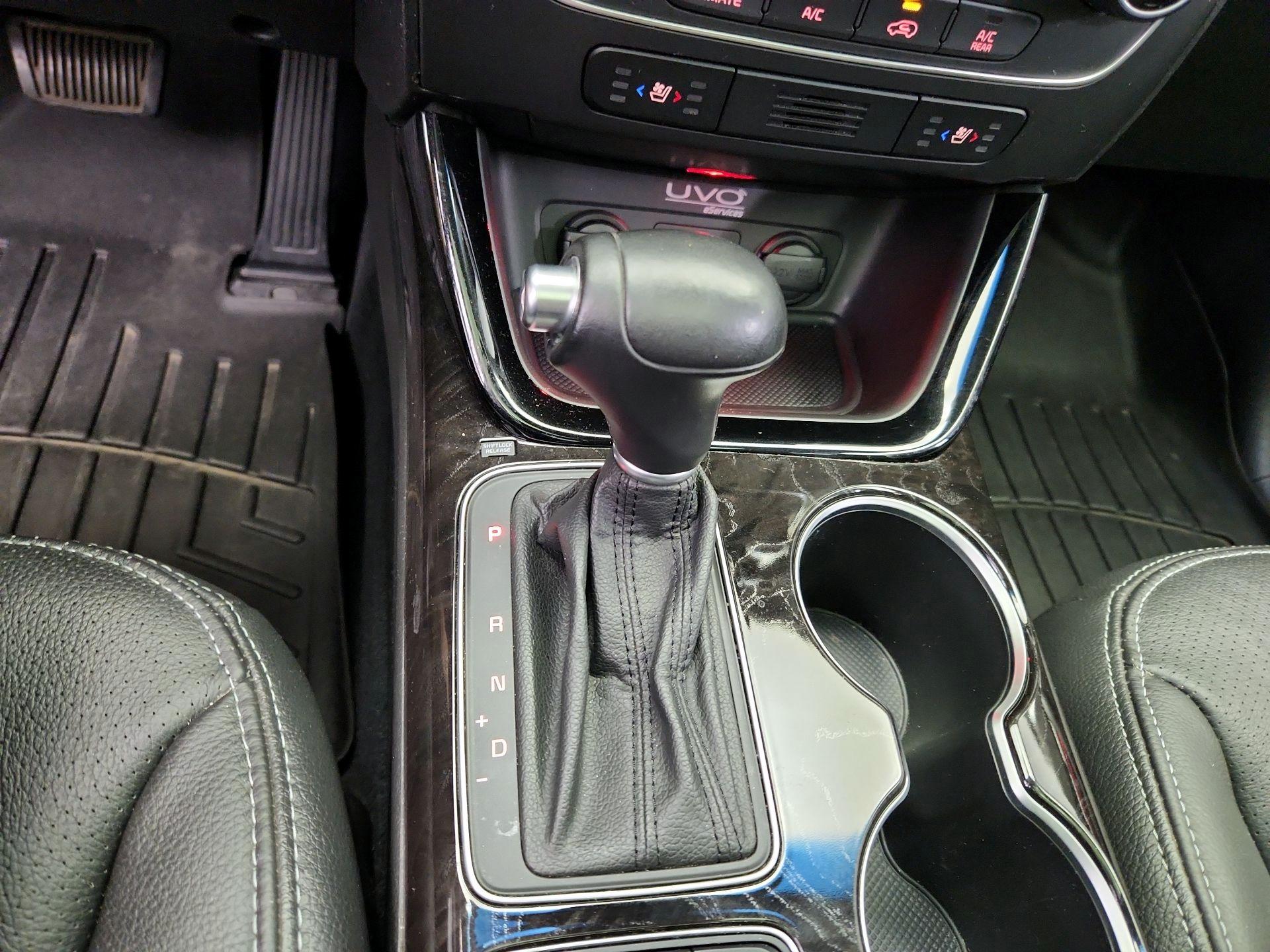 Thumbnail: 2014 Kia Sorento - 18