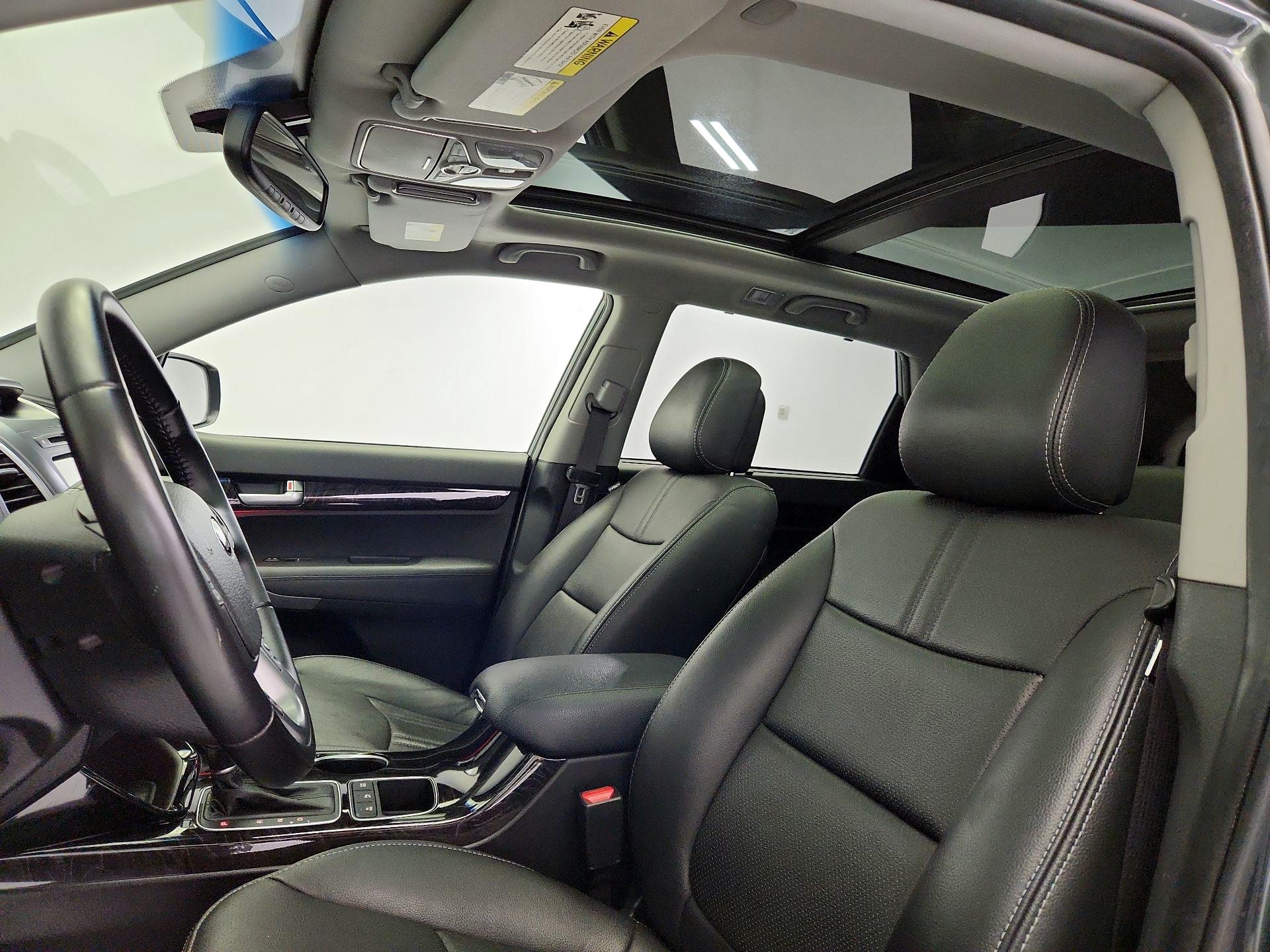 Thumbnail: 2014 Kia Sorento - 20