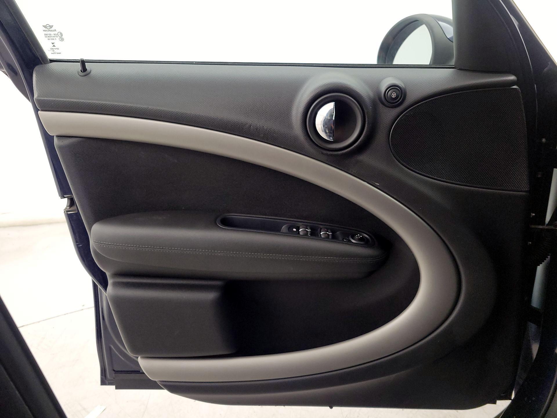 Thumbnail: 2016 MINI Cooper Countryman - 12