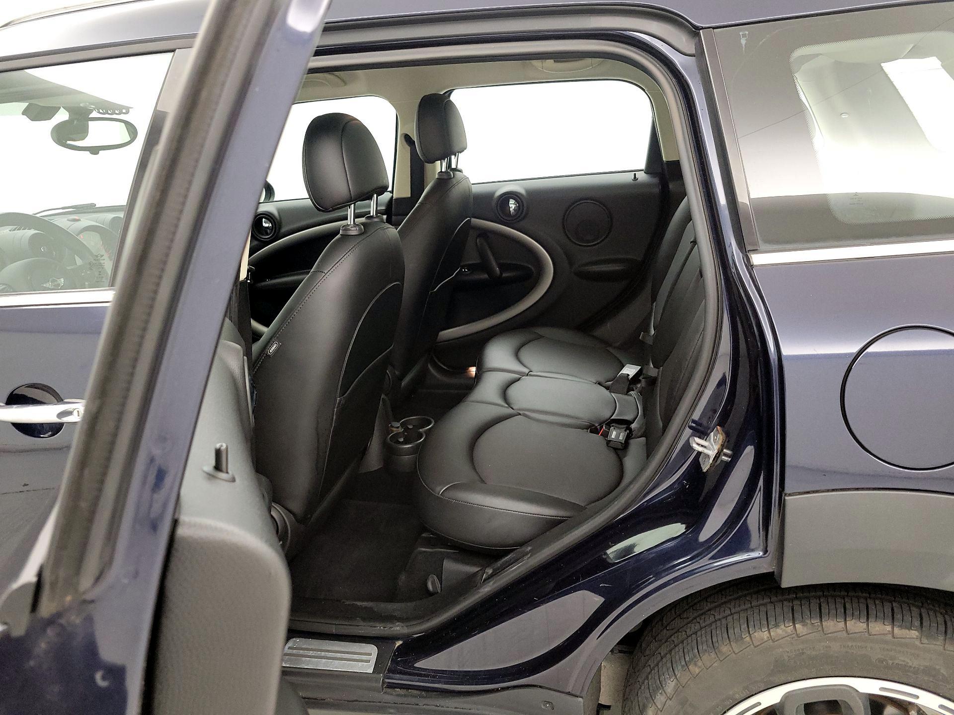 Thumbnail: 2016 MINI Cooper Countryman - 16