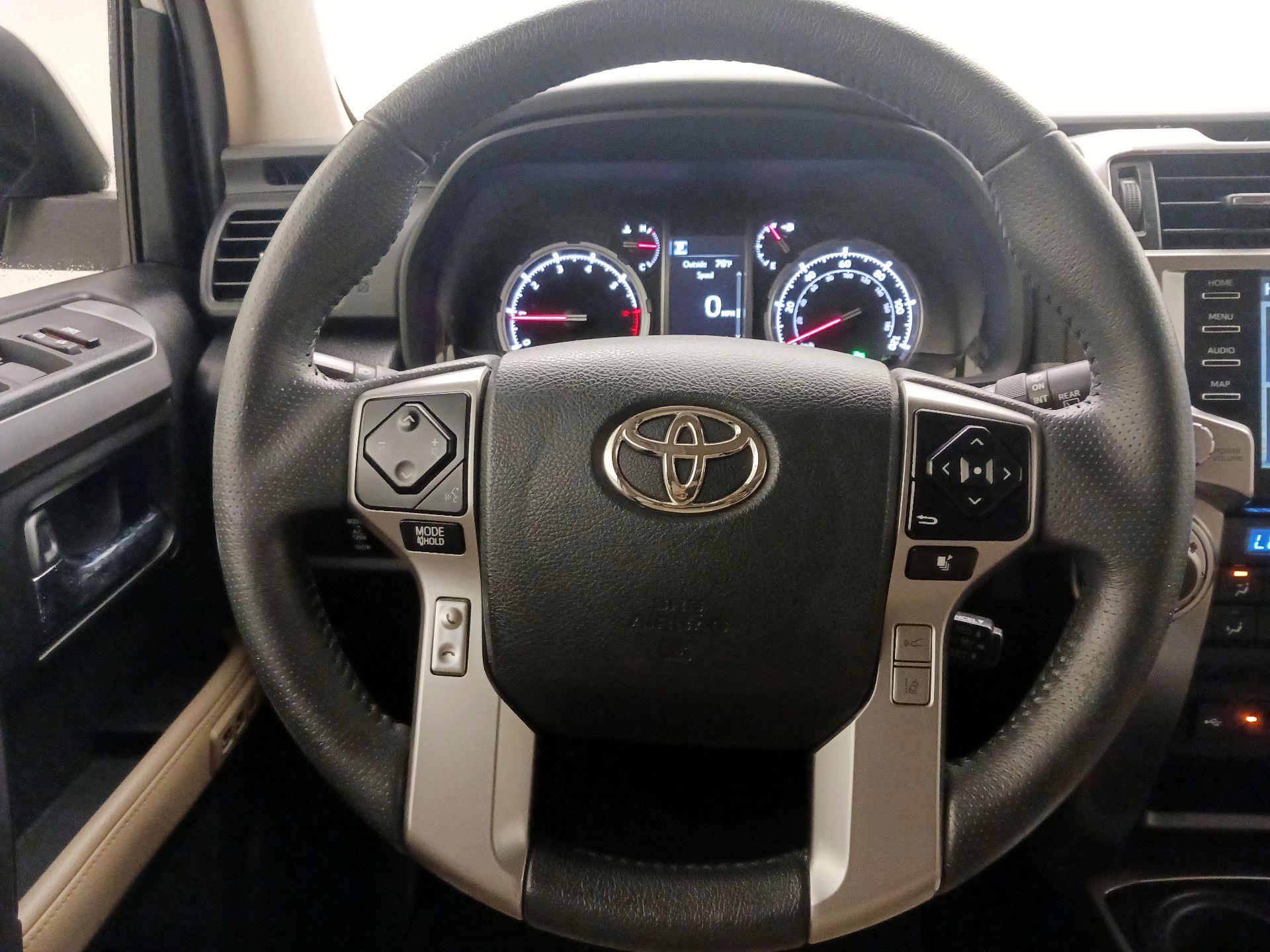 Thumbnail: 2022 Toyota 4Runner - 10