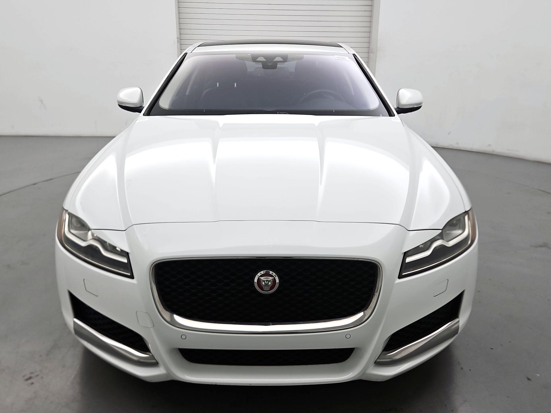 Thumbnail: 2016 Jaguar XF - 2