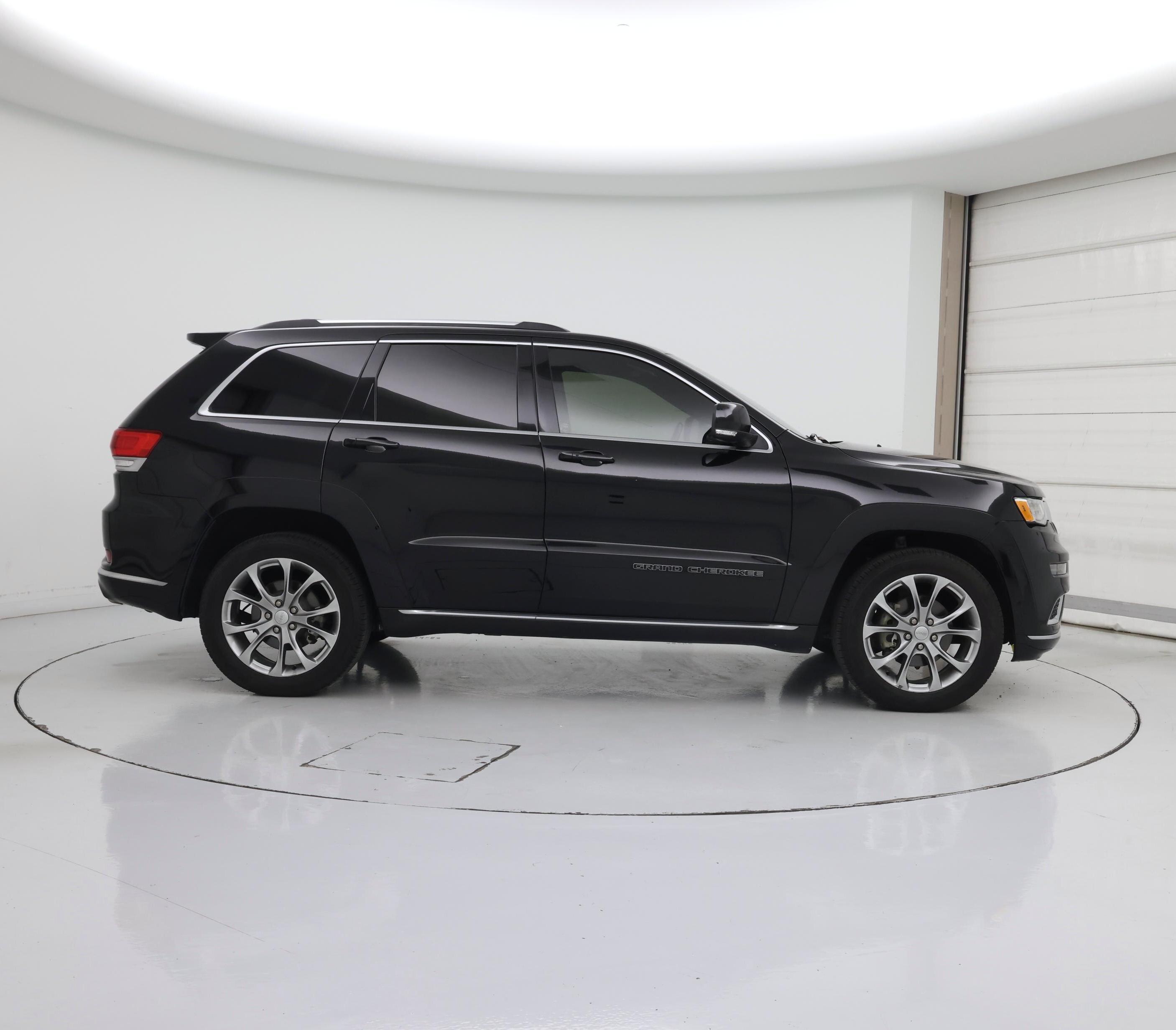 Thumbnail: 2019 Jeep Grand Cherokee - 7