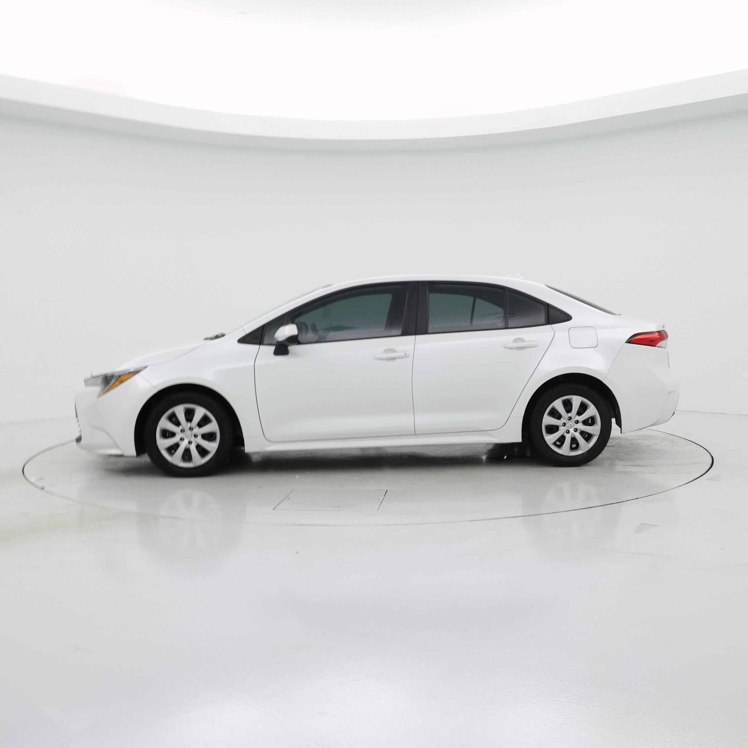 Thumbnail: 2024 Toyota Corolla - 3