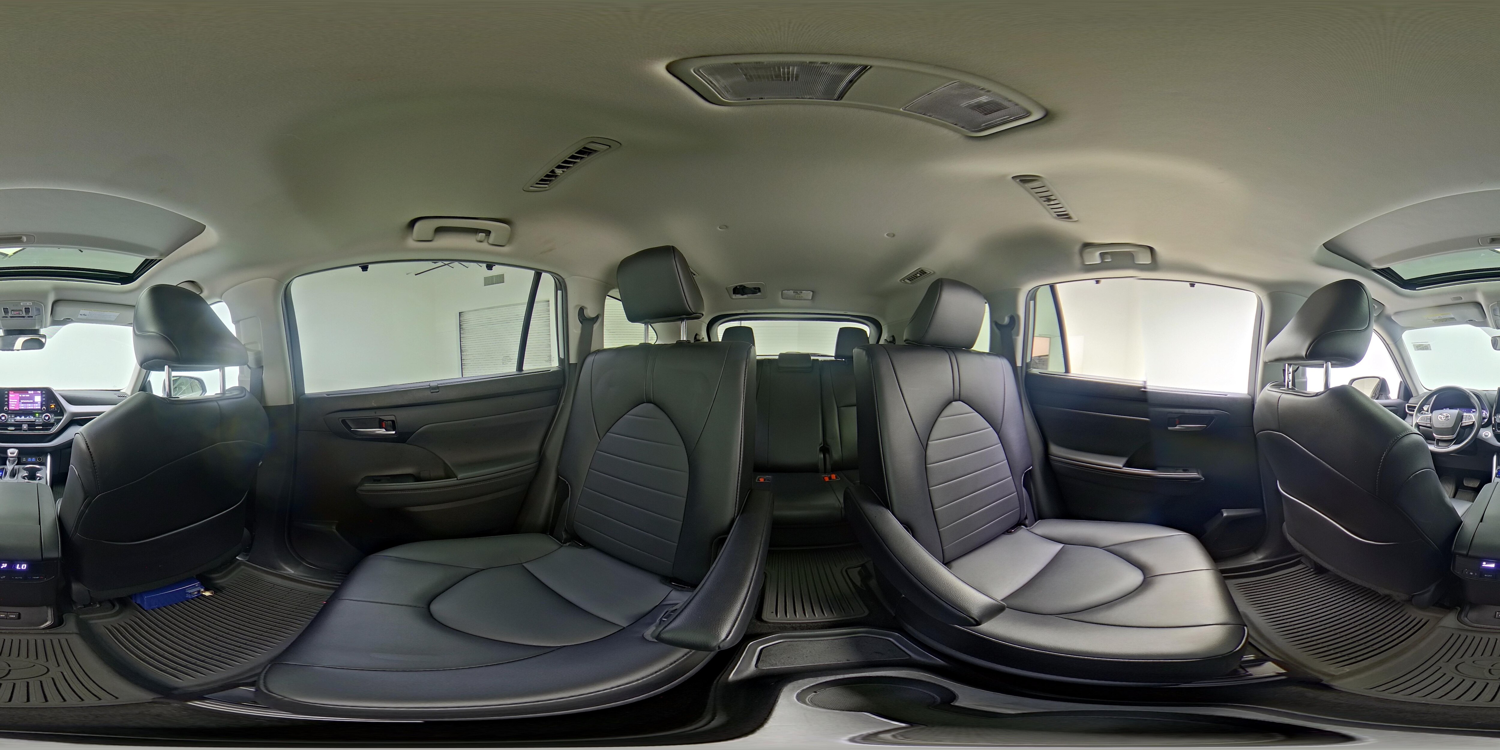 2022 Toyota Highlander XLE - Photo 26