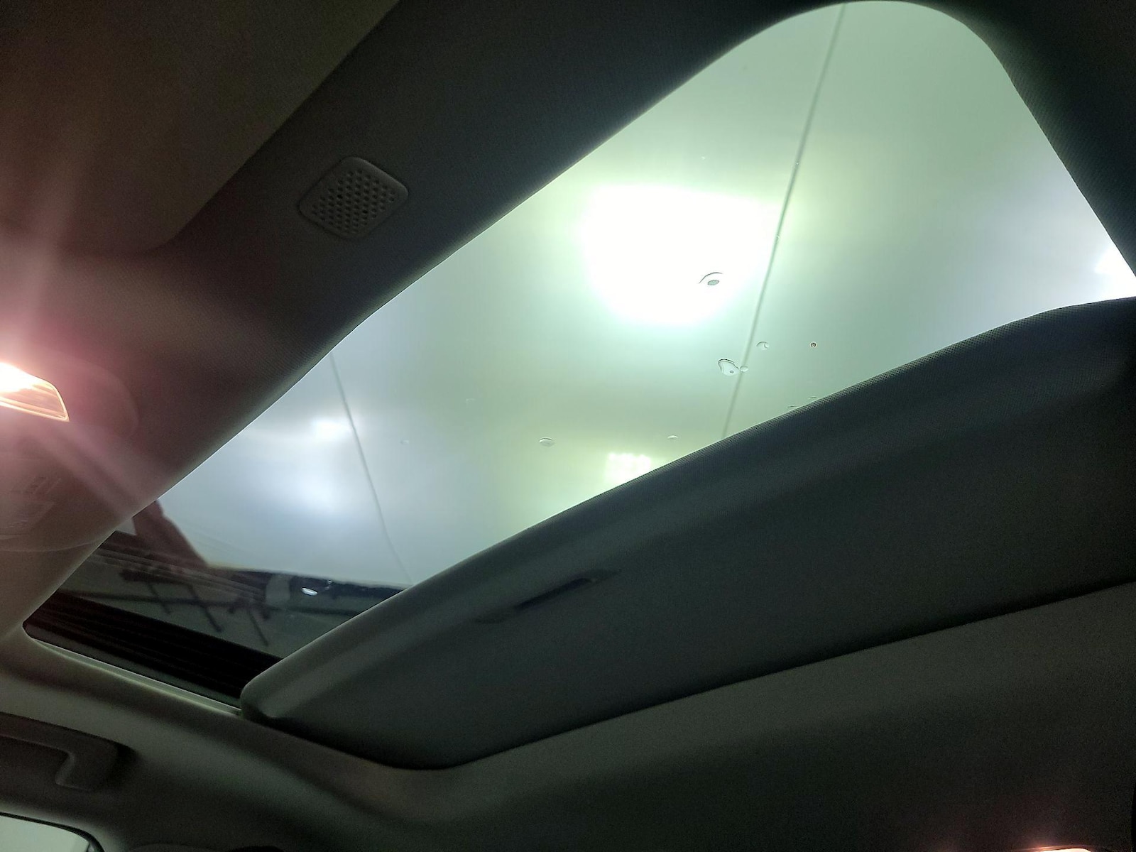 2022 Toyota Highlander XLE - Photo 20