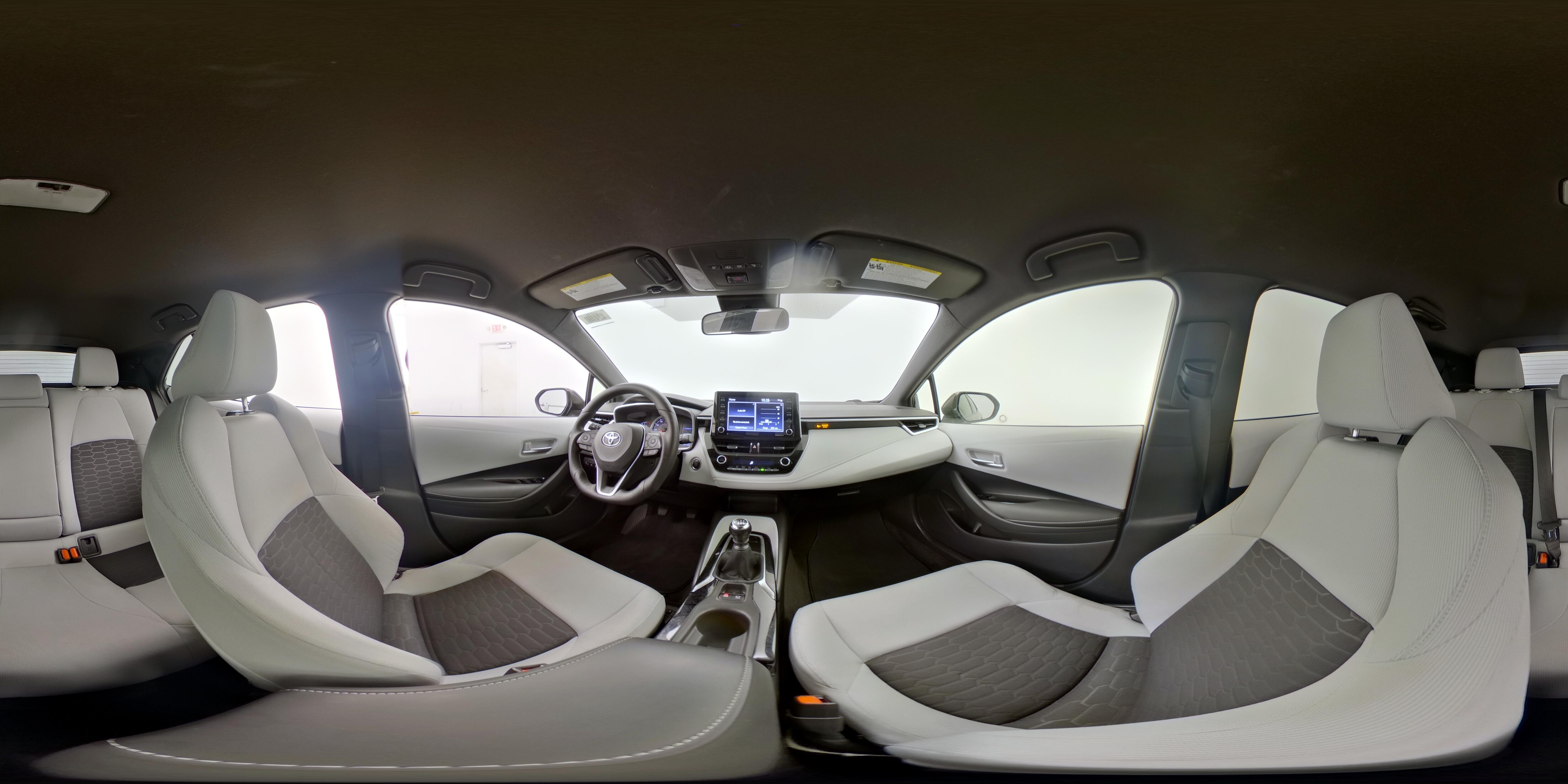 2020 Toyota Corolla Hatchback SE - Photo 23