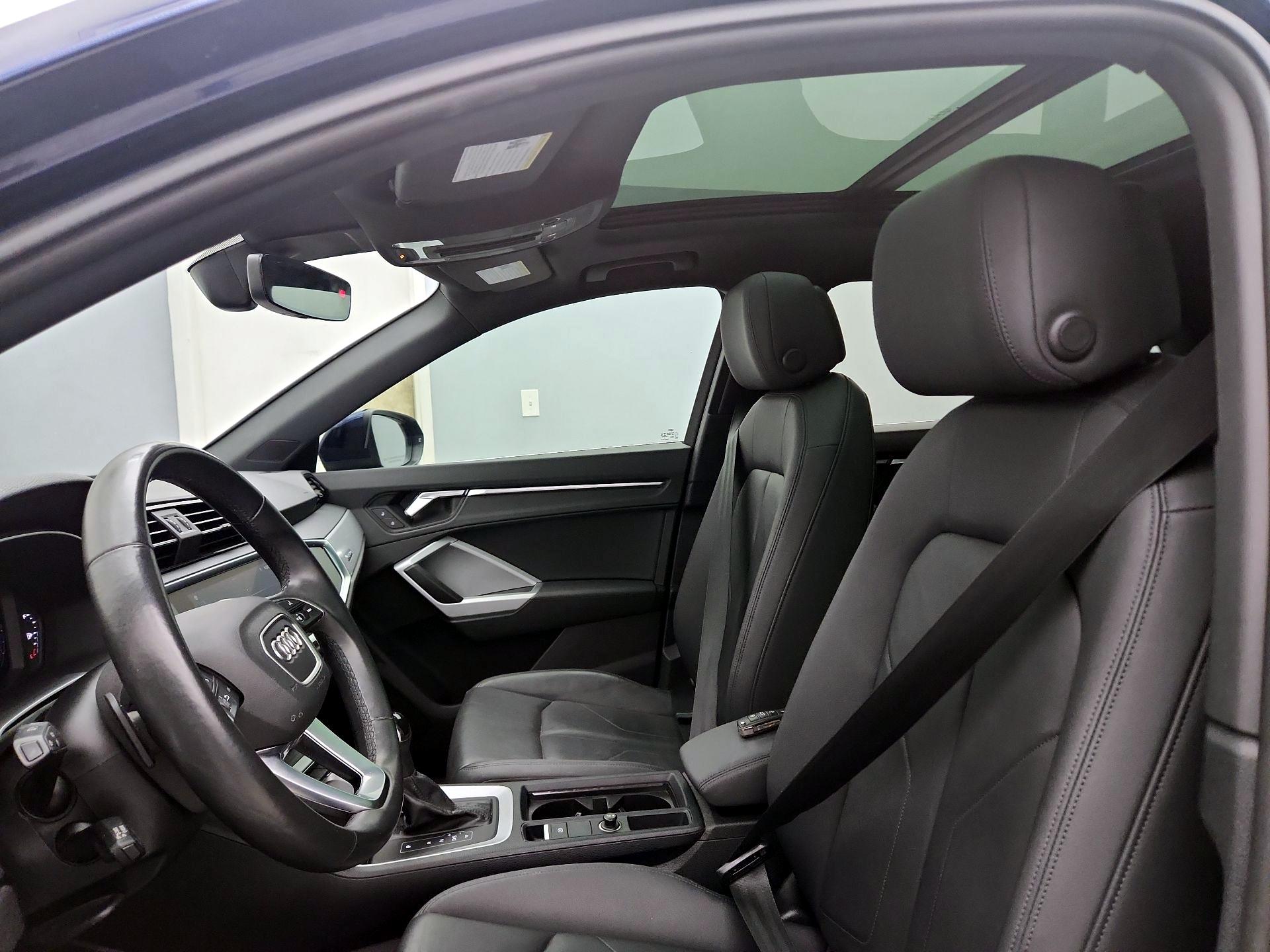 Thumbnail: 2021 Audi Q3 - 19