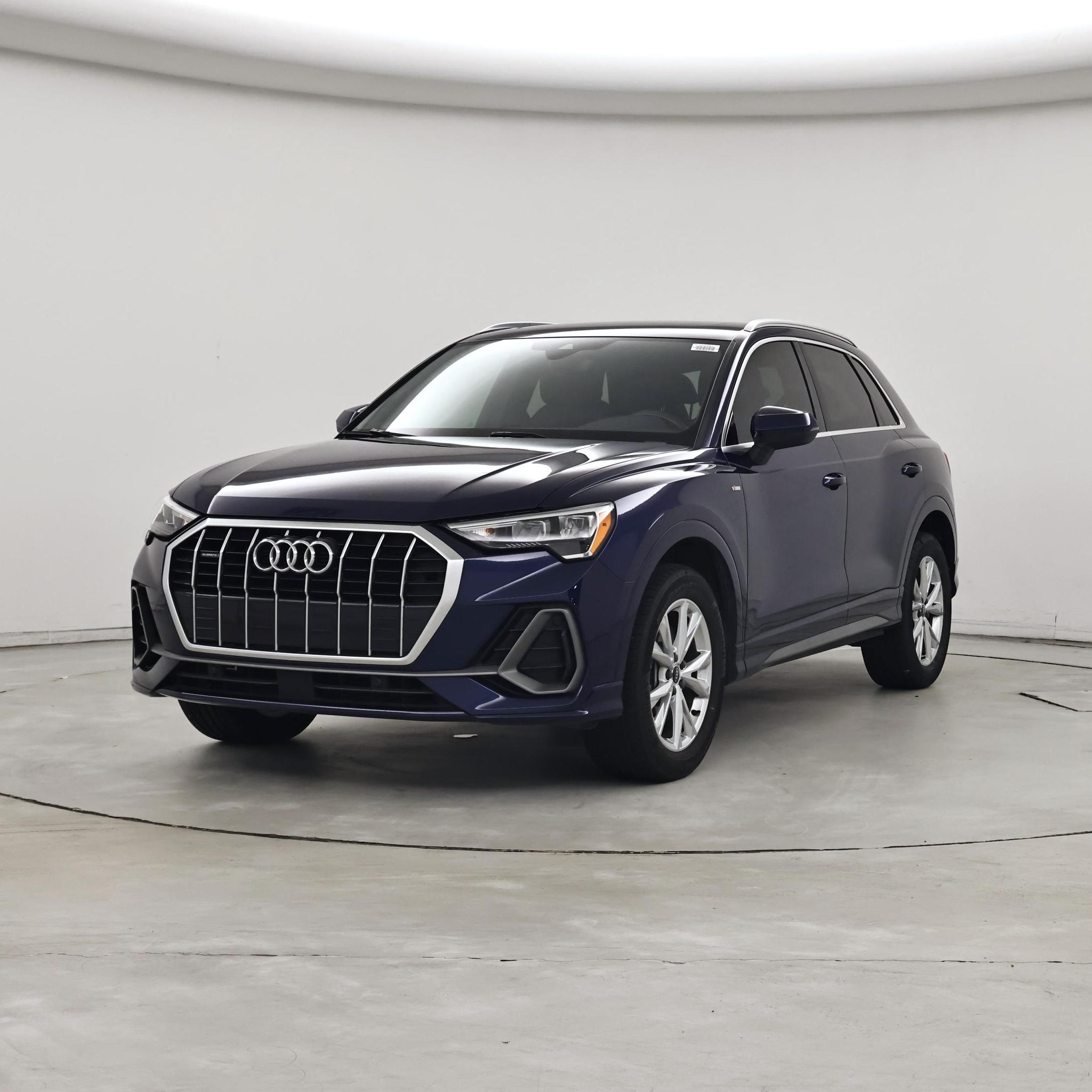 Thumbnail: 2021 Audi Q3 - 4
