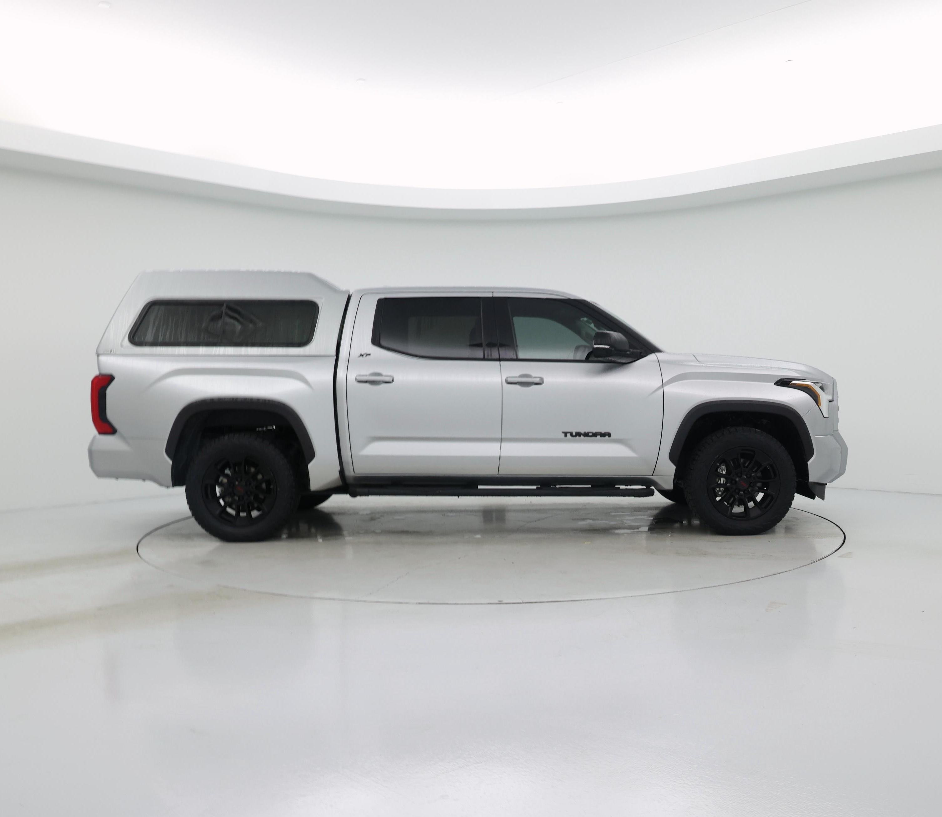Thumbnail: 2023 Toyota Tundra - 7