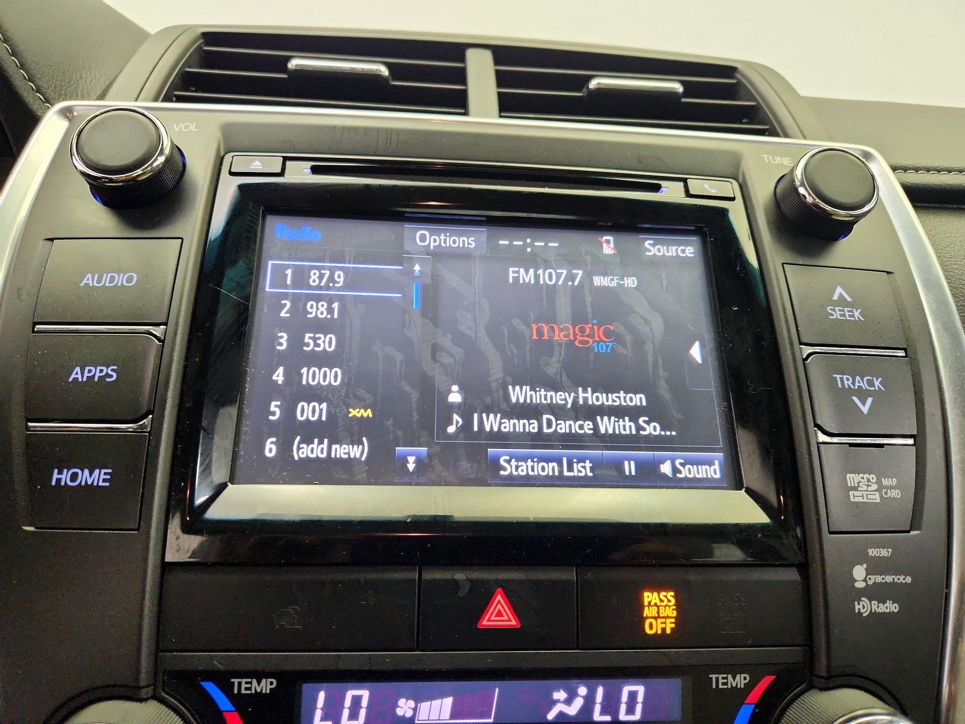 Thumbnail: 2015 Toyota Camry - 15