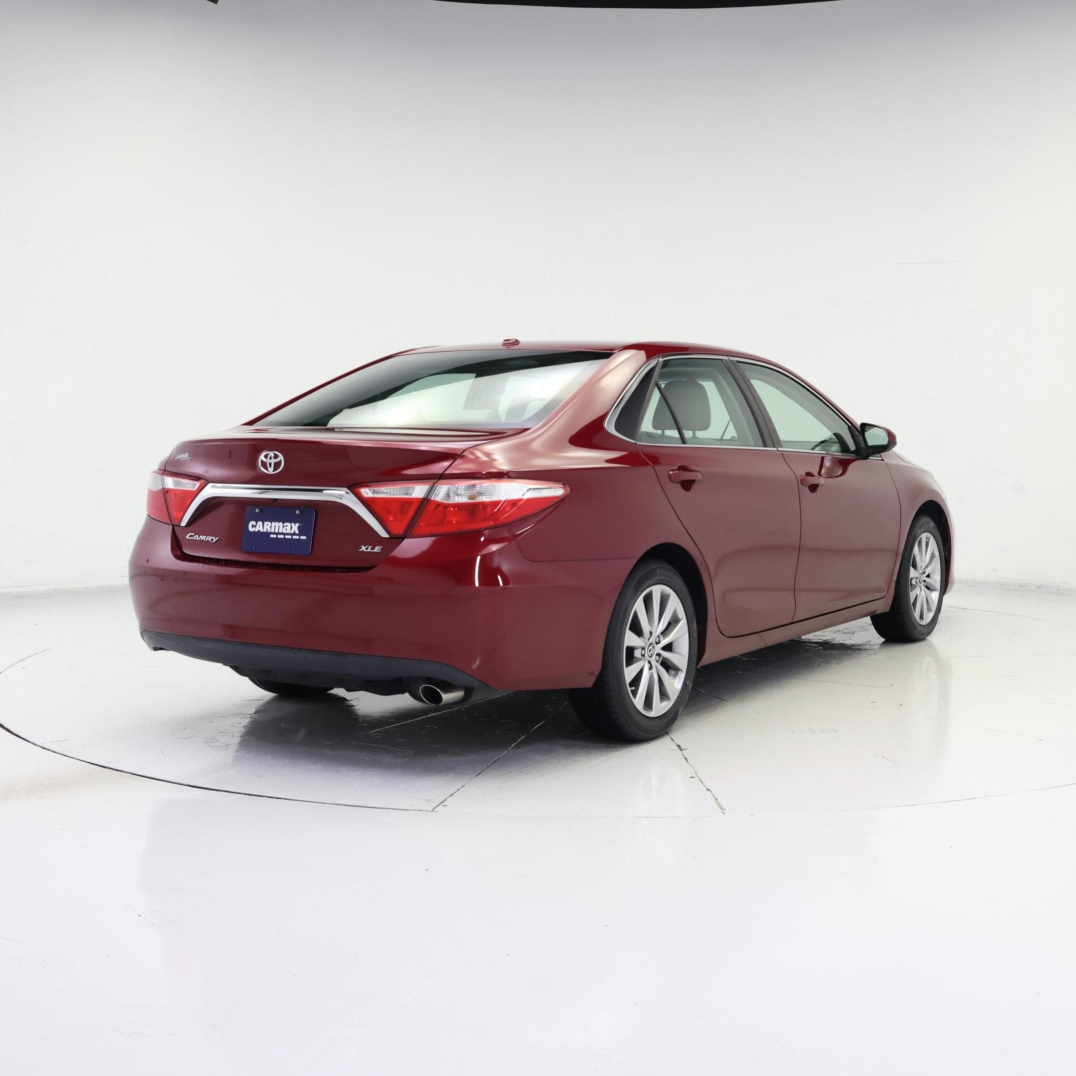 Thumbnail: 2015 Toyota Camry - 8