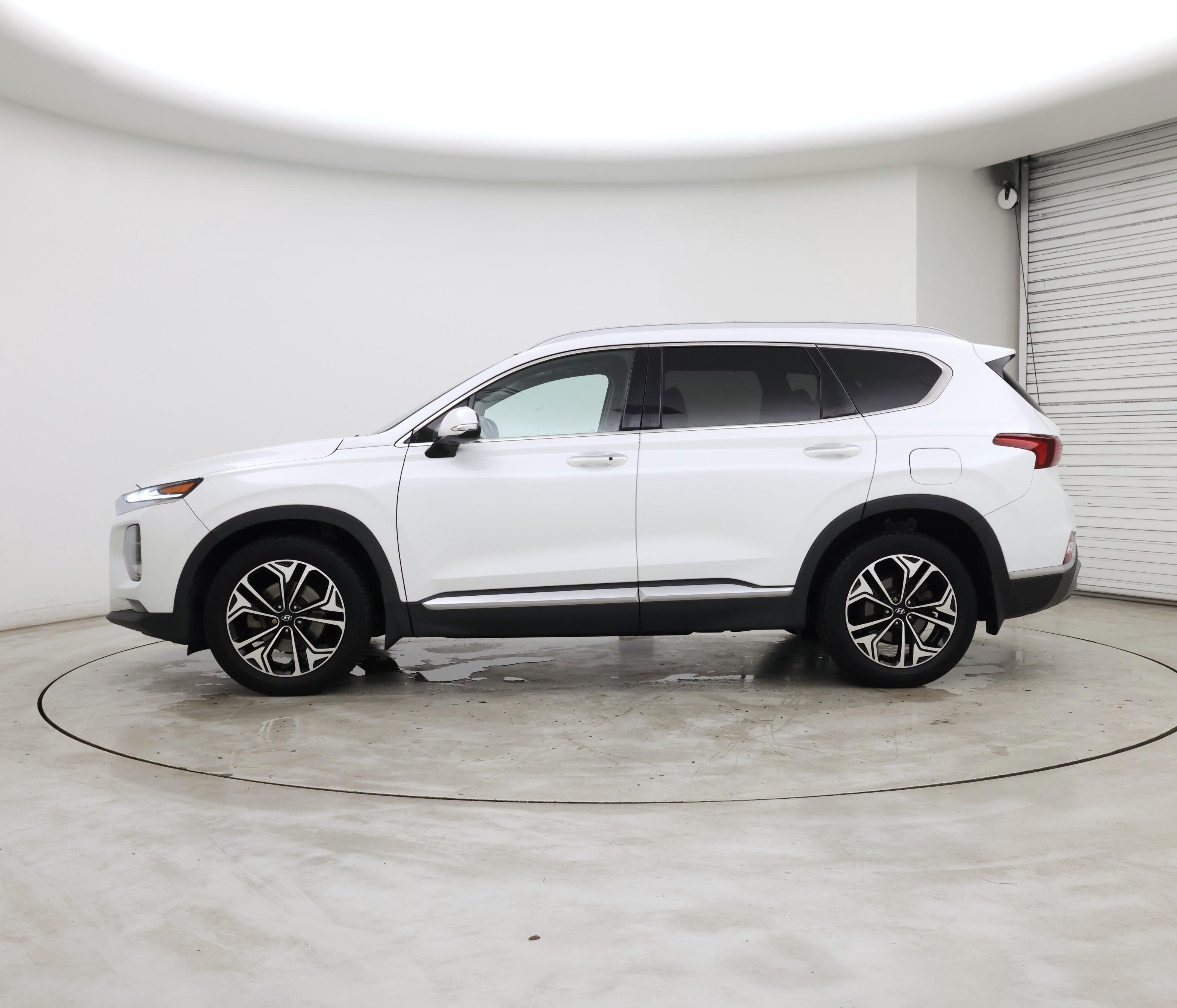 Thumbnail: 2019 Hyundai Santa Fe - 3
